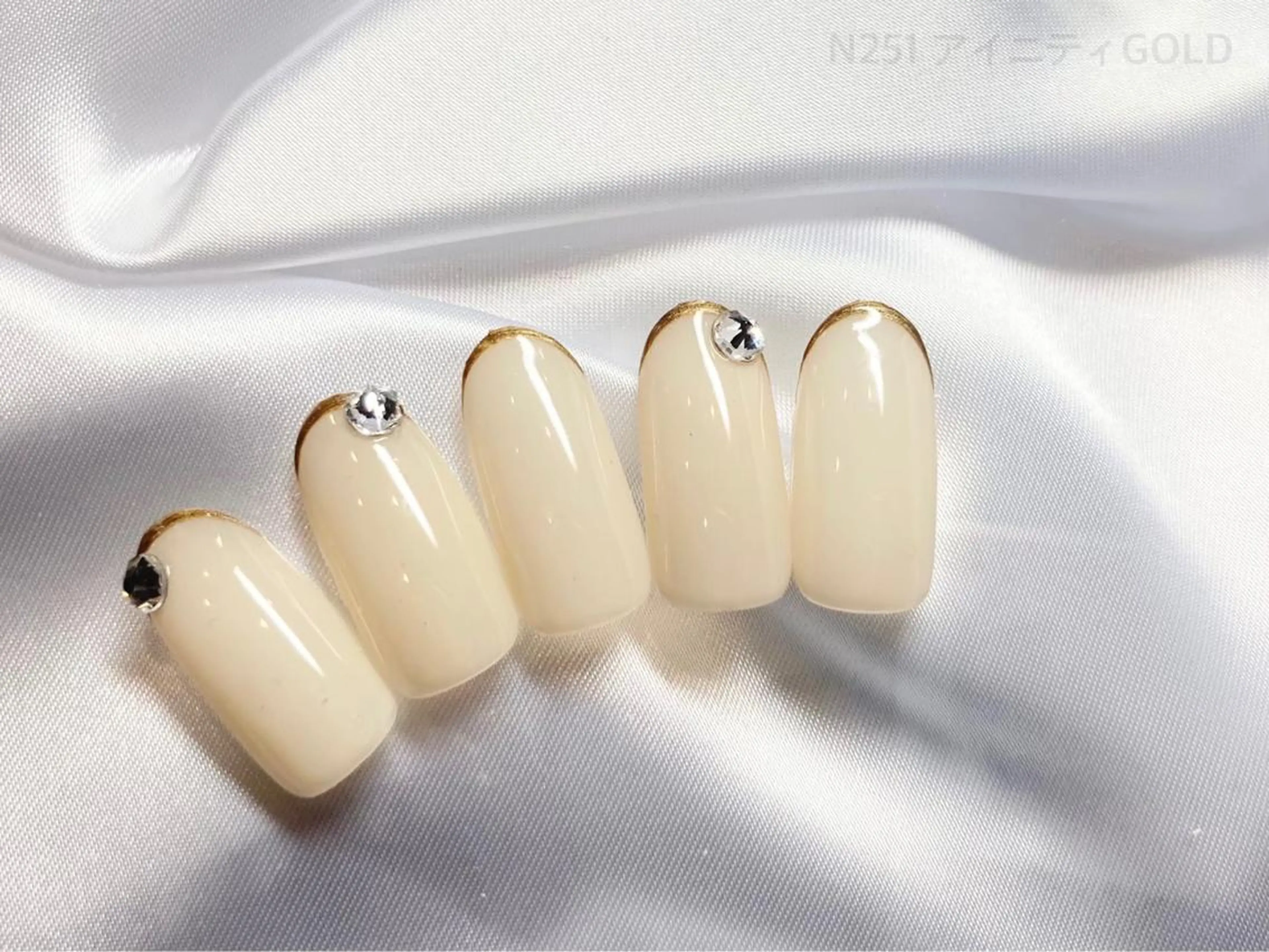 ネイル シンプルネイル 悦田joieange 京橋店のネイルデザイン