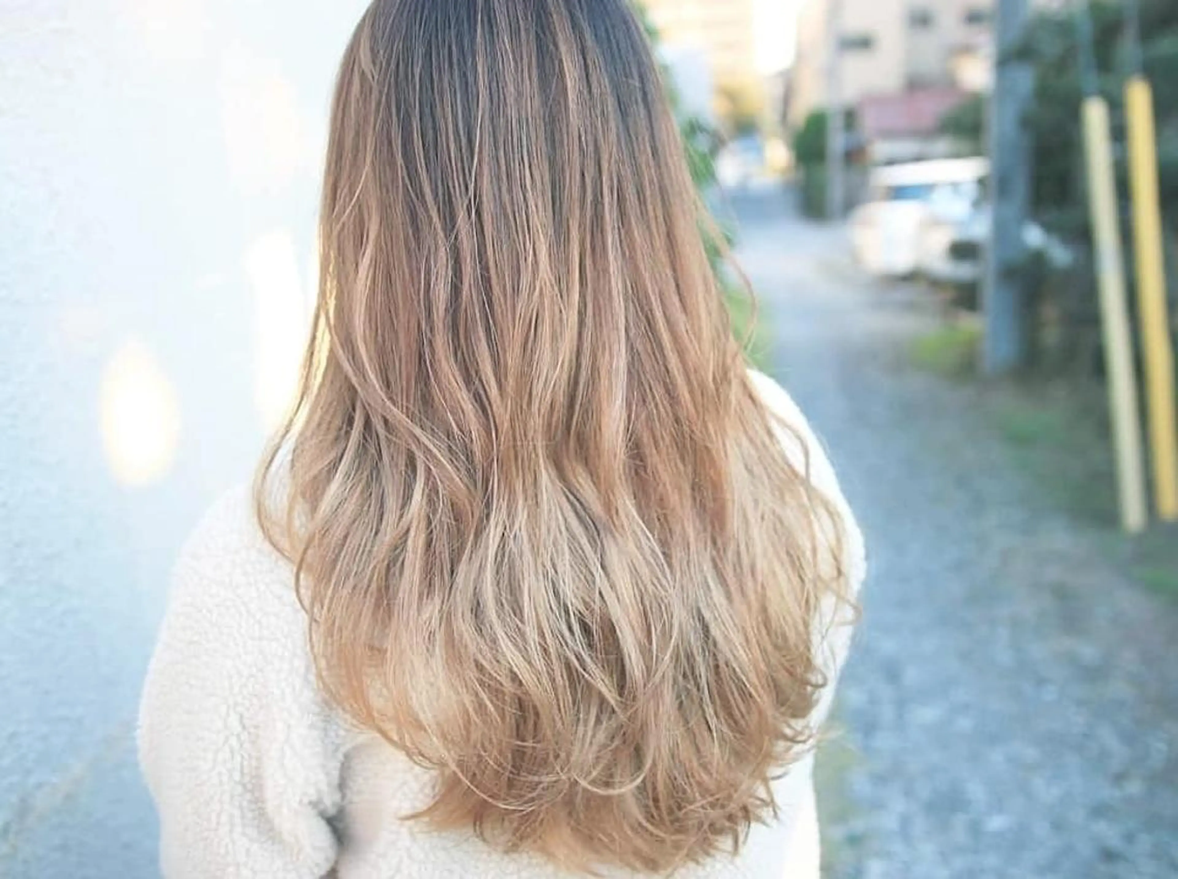 ロング レイヤーカット 新生活応援★半額/ 25歳以下　“内間”のヘアスタイル