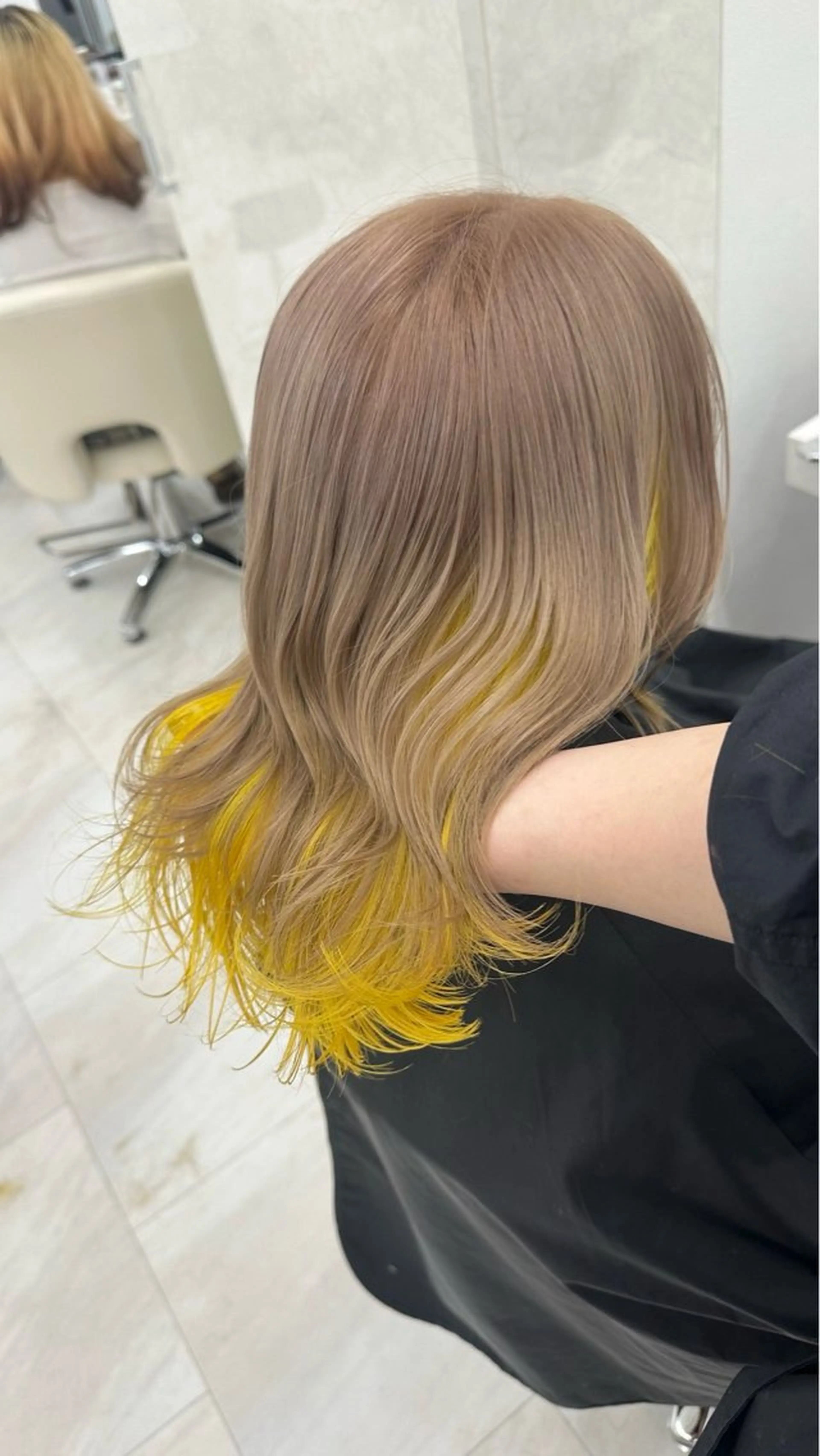 セミロング カラー ヘアカラー トリートメント はな ブリーチ ハイトーン/ 渋谷のヘアスタイル