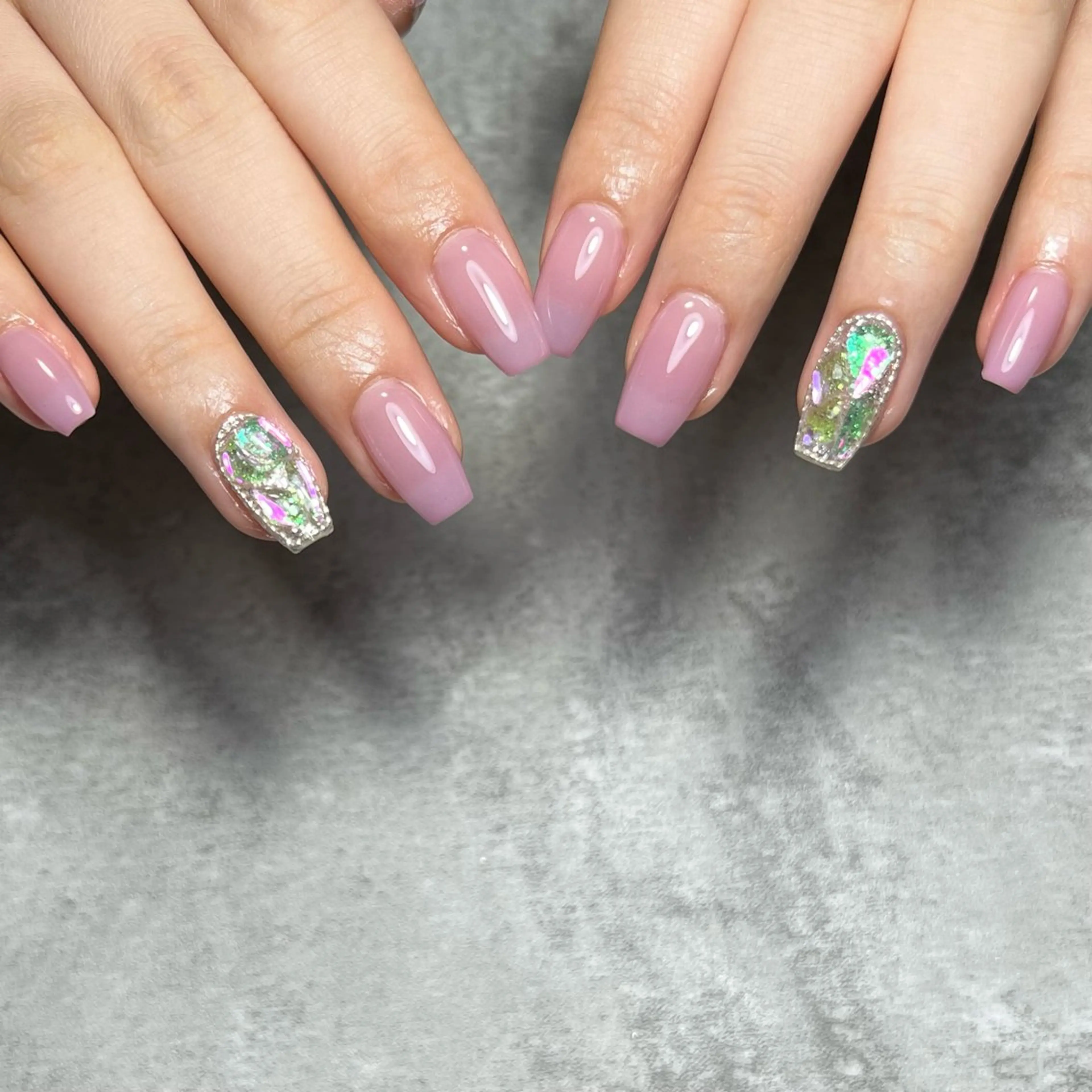 ネイル NAIL303 🛼 SHIORIのネイルデザイン