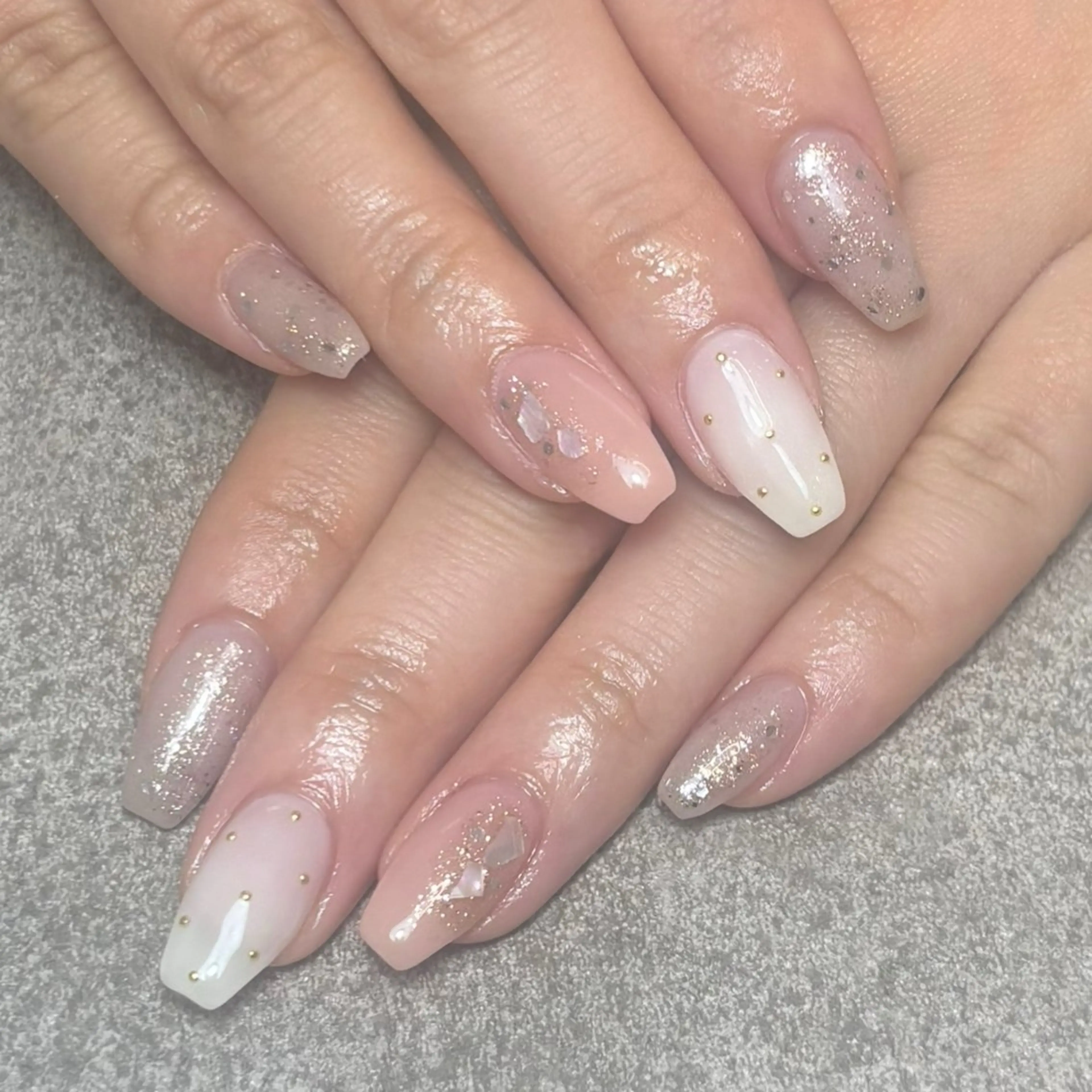 ネイル ハンドネイル nailroom DIASOMNIAのネイルデザイン