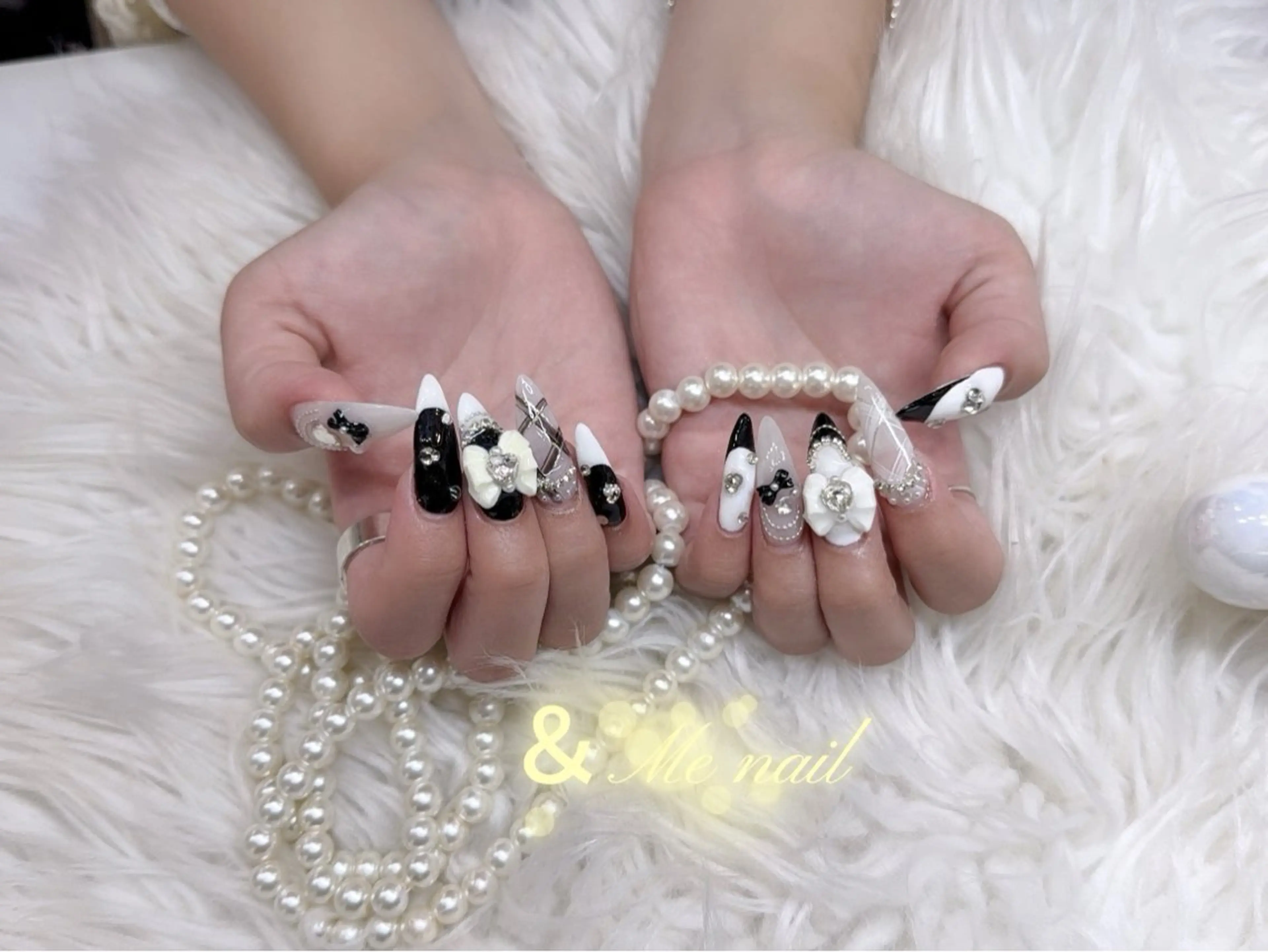 ネイル ハンドネイル &ME タカのネイルデザイン