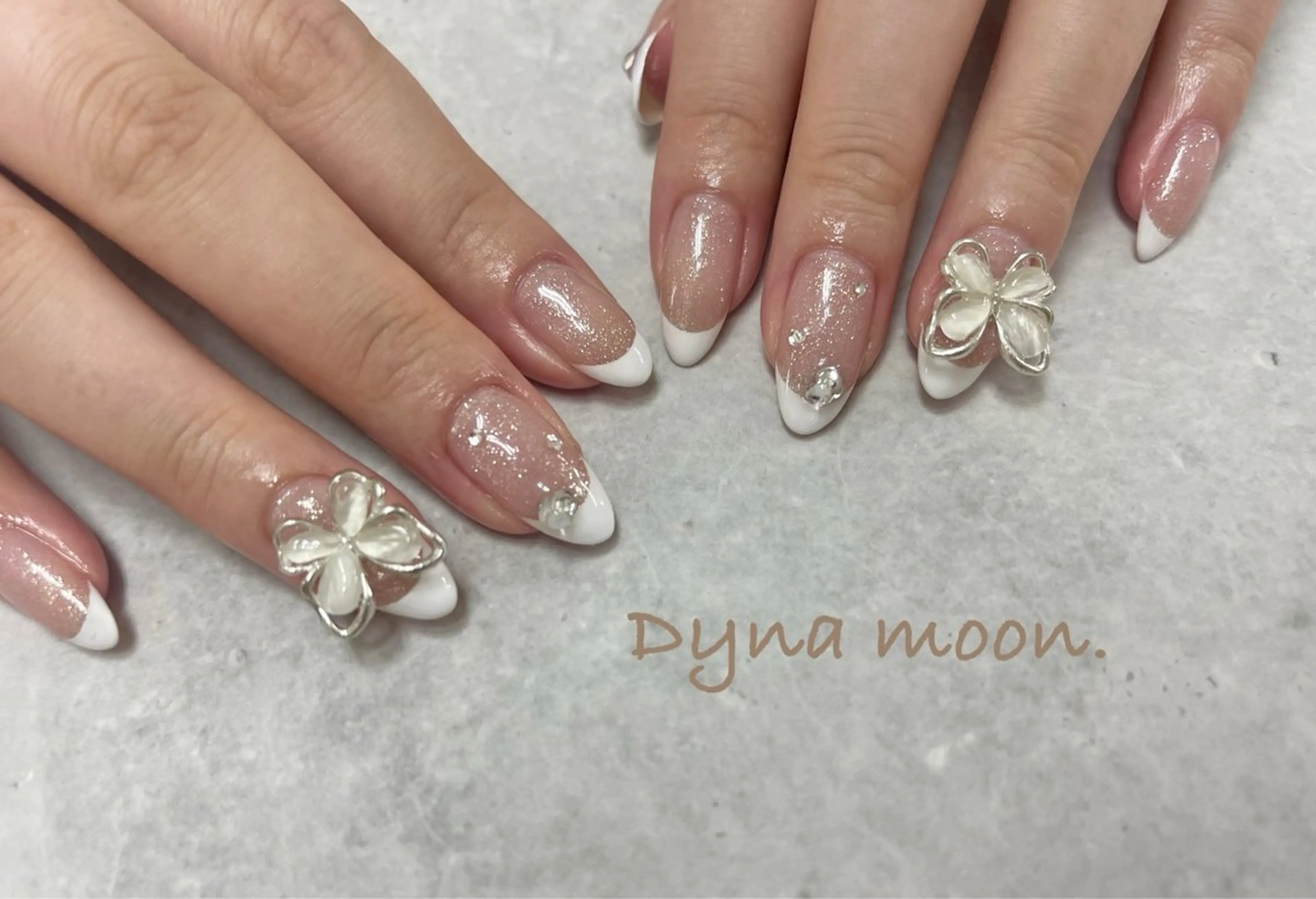 ネイル ハンドネイル 吉田 芹菜のネイルデザイン