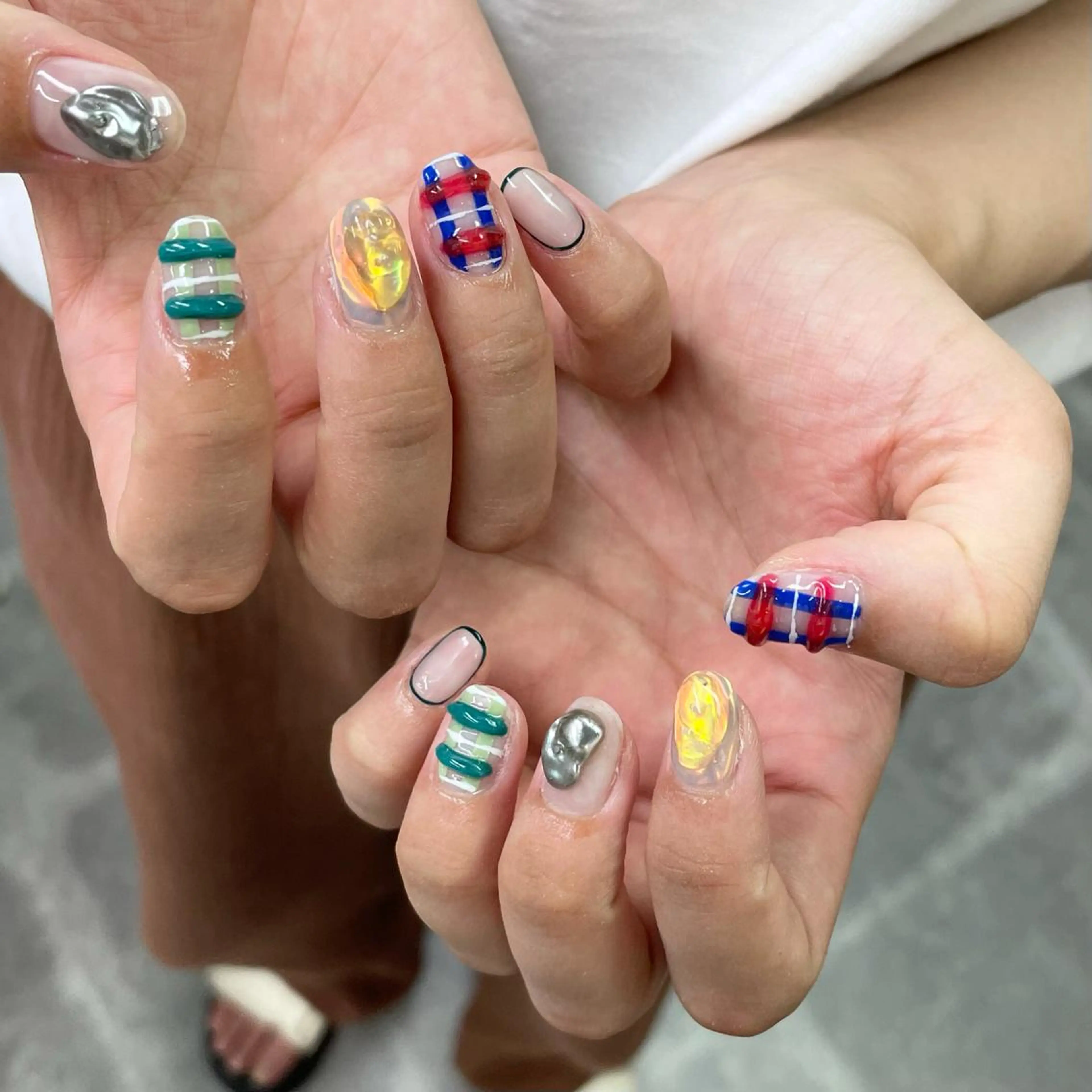 ネイル nailstudio eviz新宿店のネイルデザイン
