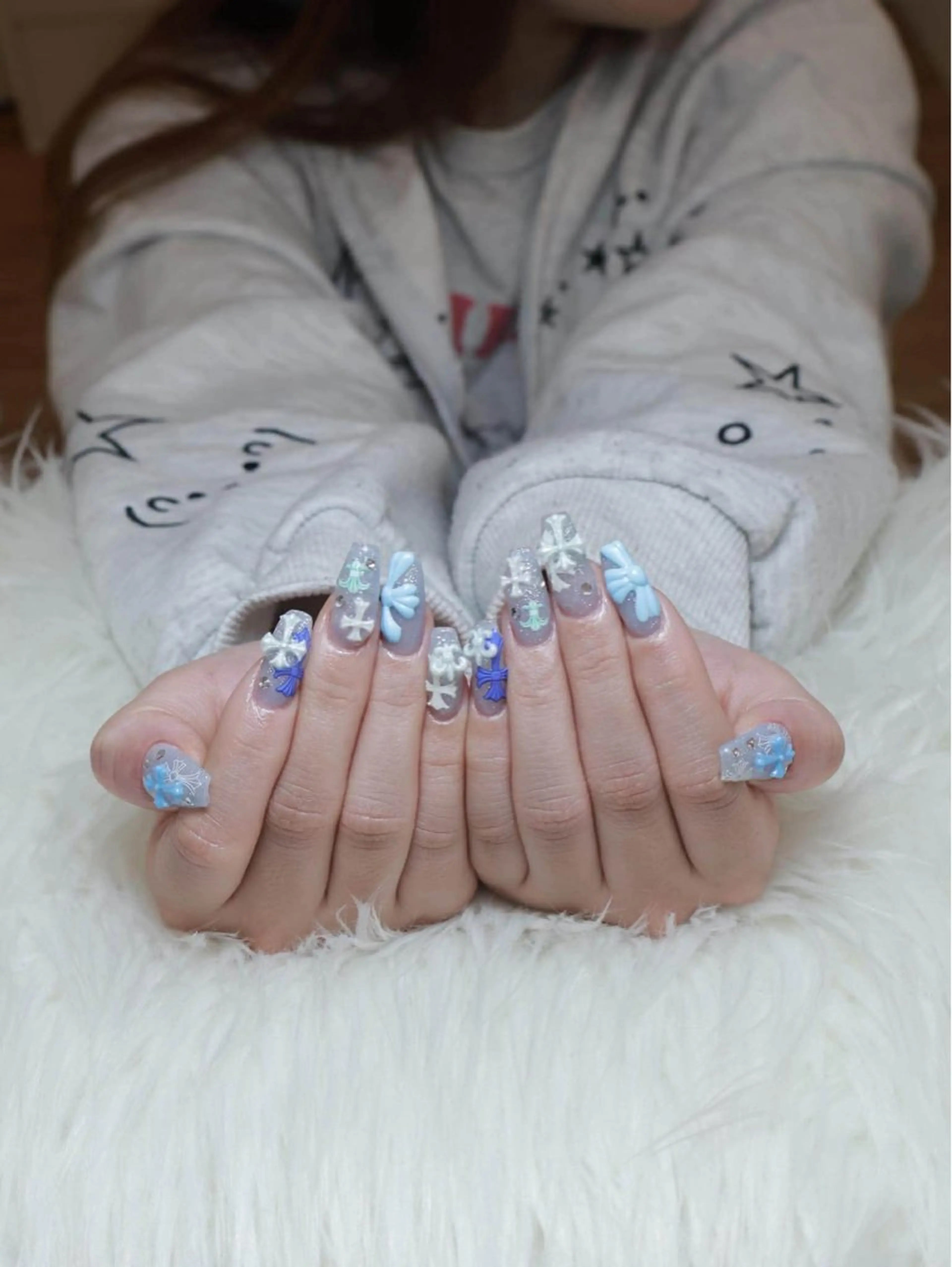 ネイル アートネイル 長さ出し グラデーション マグネットネイル ニュアンスネイル ハンドネイル Risu Nails Salon 代々木所属・リス ネイルのネイルデザイン