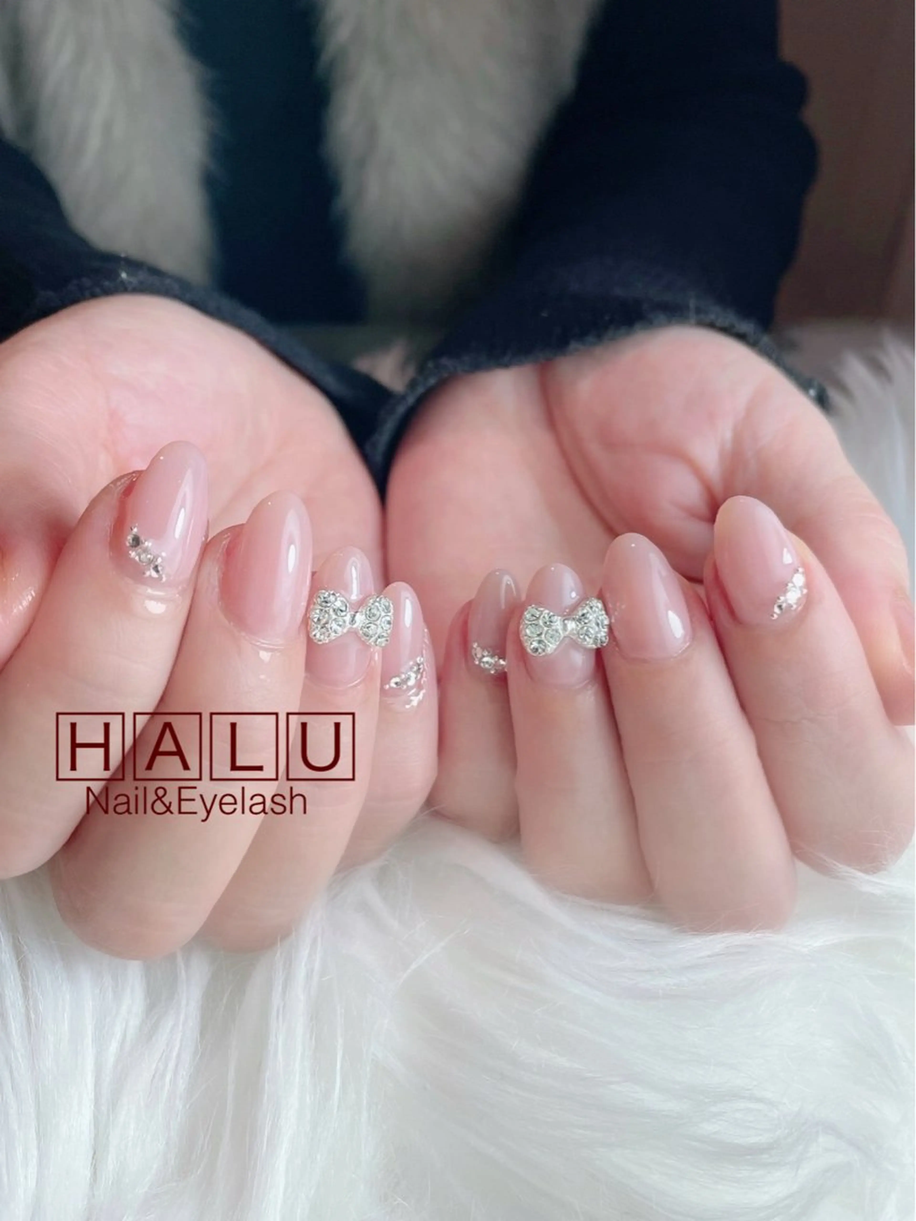 ネイル キラキラネイル リボン HALU ハルのネイルデザイン