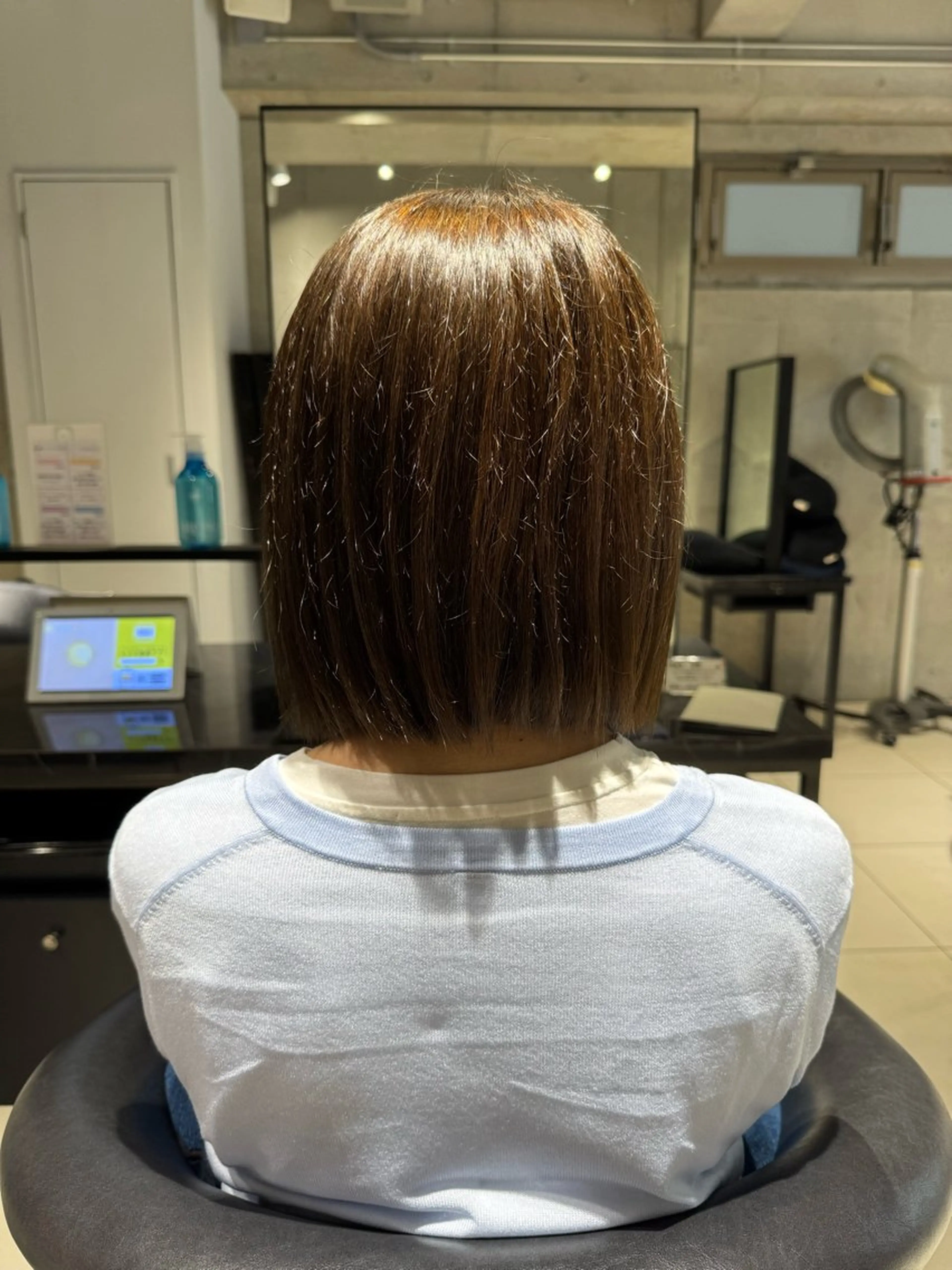 カラー グレージュ ヘアカラー トリートメント 艶カラー 梨菜💜のヘアスタイル