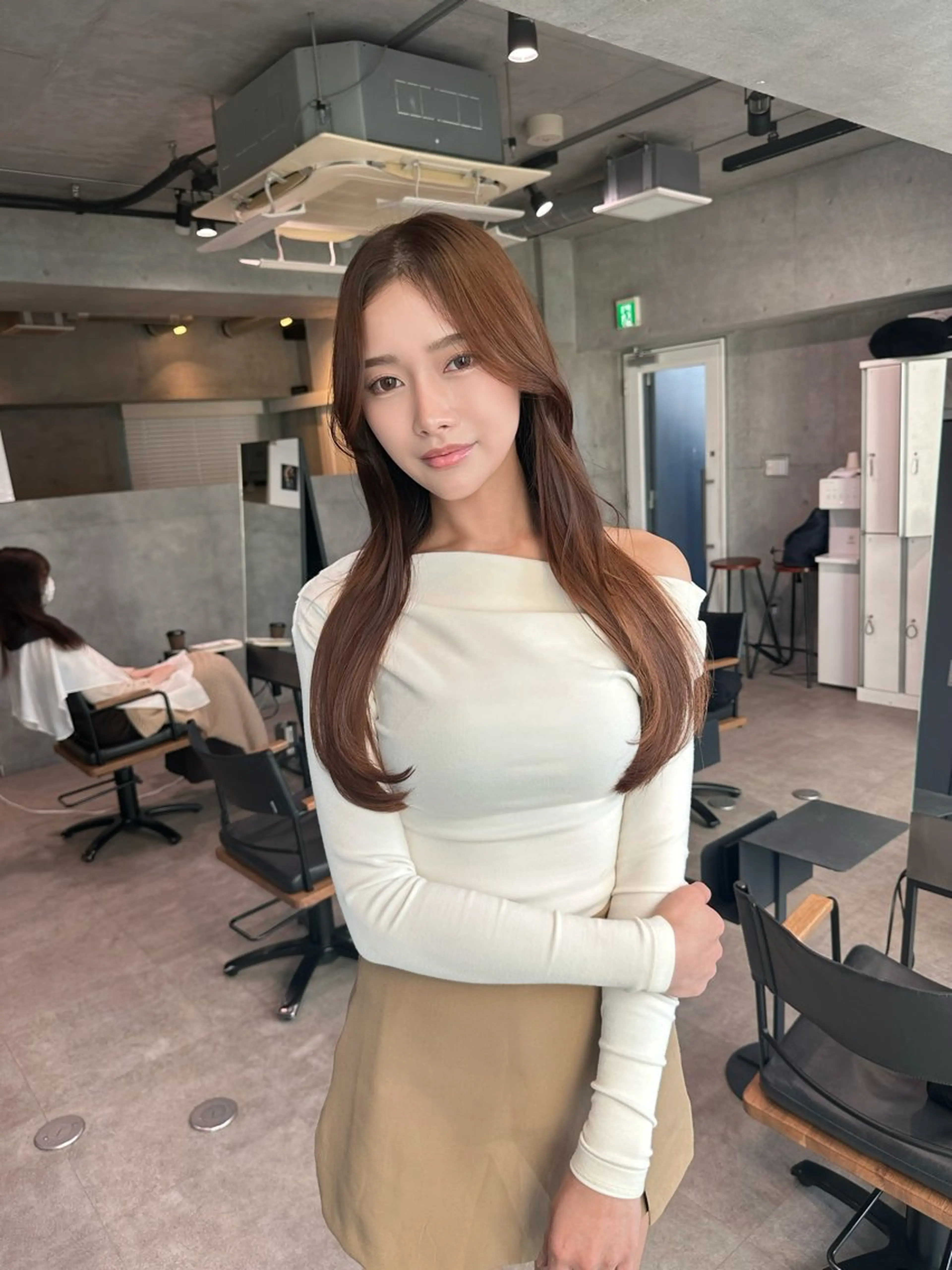 ミディアム 韓国風ヘア オシャレ髪✔️ 店長オオキアキヒロのヘアスタイル