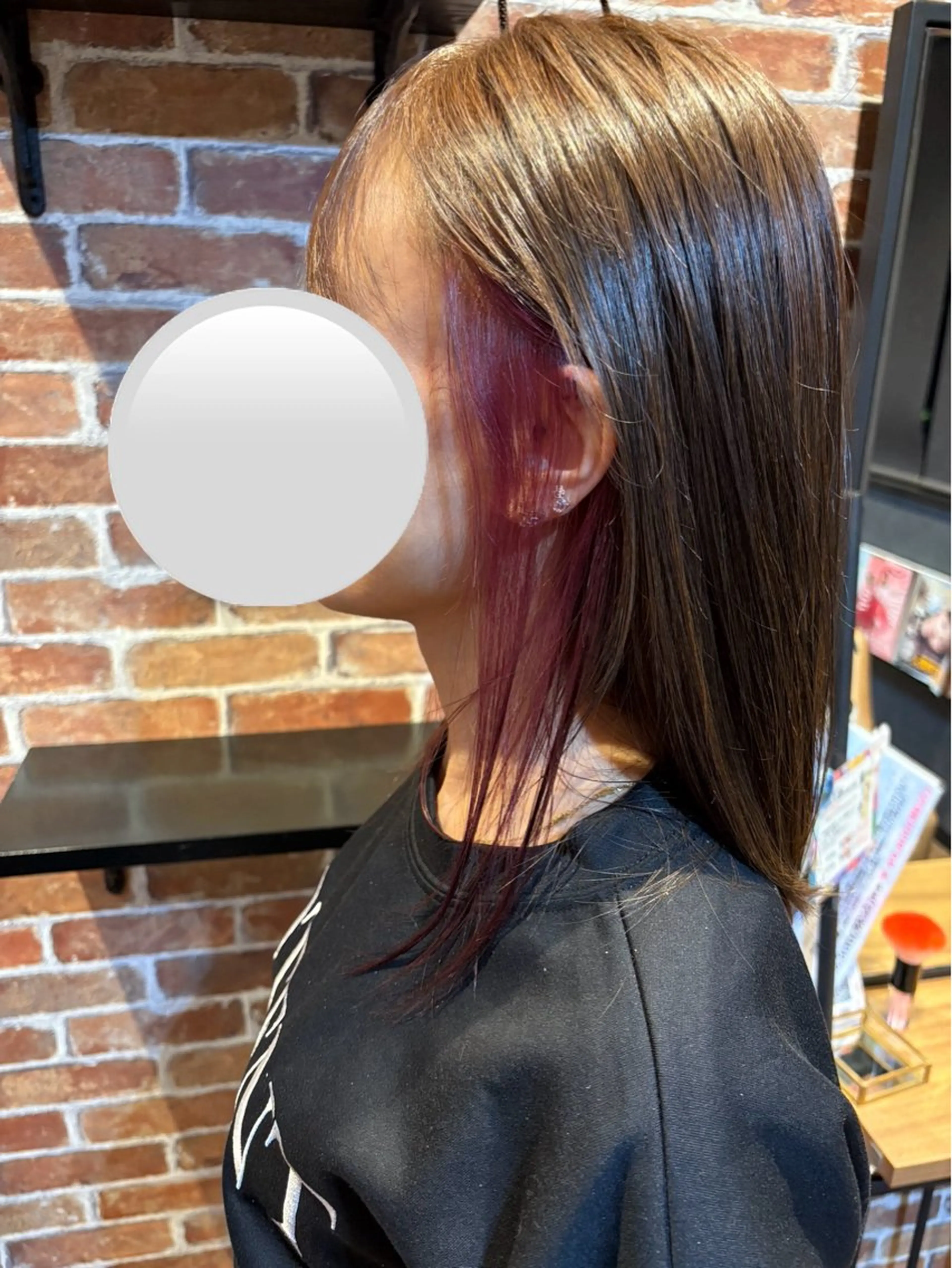 カラー イヤリングカラー 飯村 麻莉奈のヘアスタイル