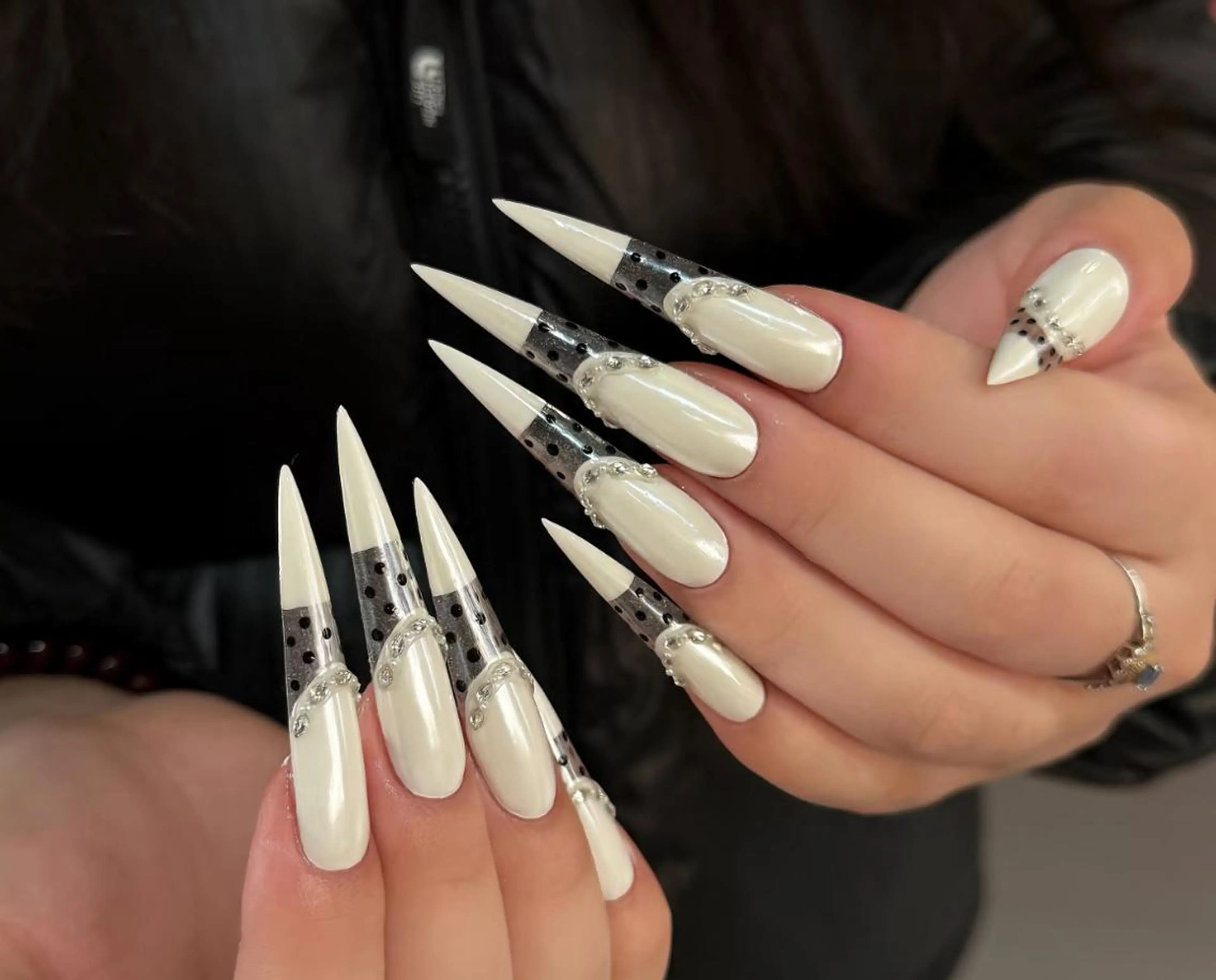 ネイル ハンドネイル エリ🫧 nail池袋東口のネイルデザイン
