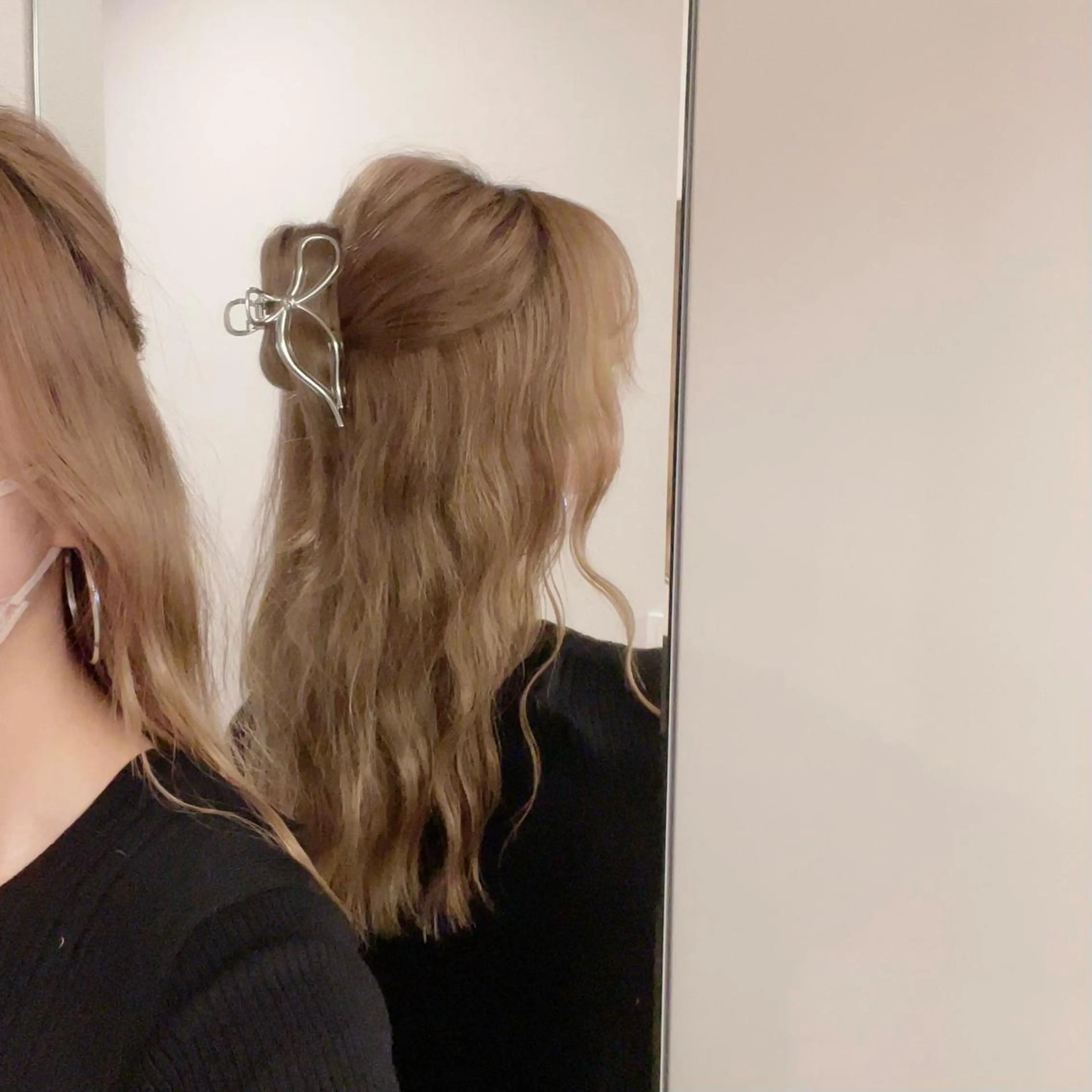 セミロング owl（オウル） Momoのヘアスタイル