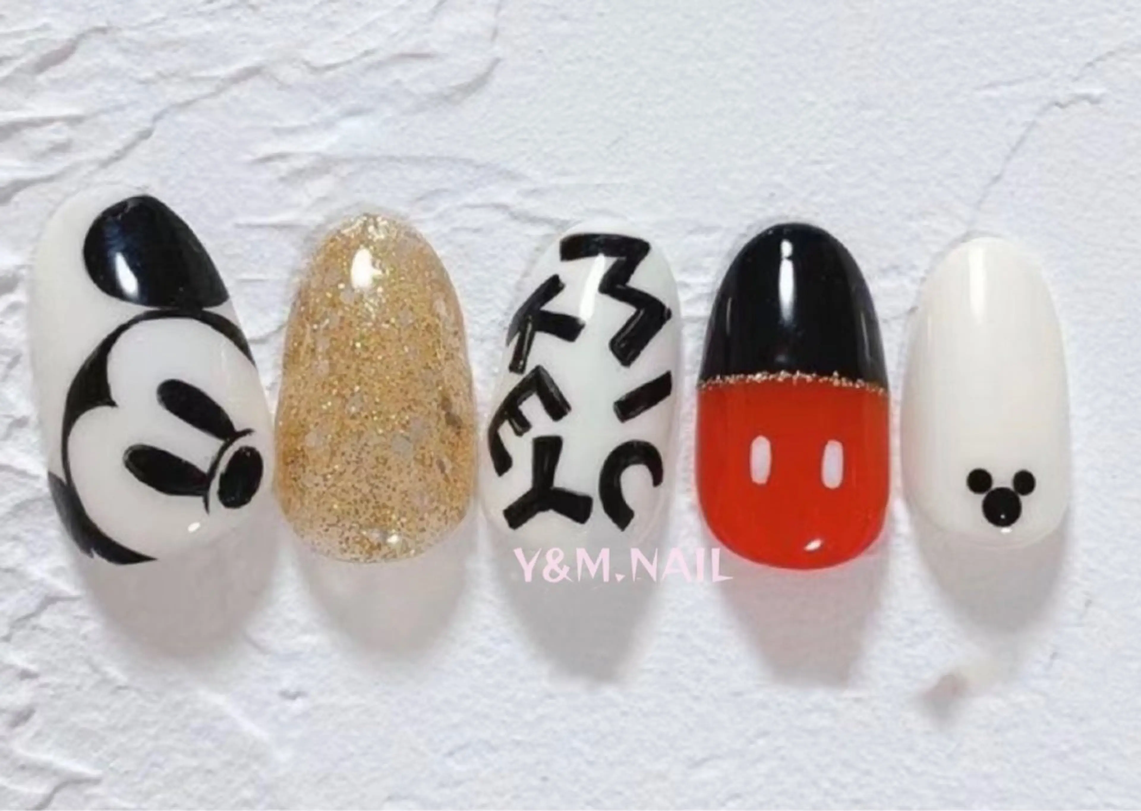 ネイル Ui_Amor (パラジェル)のネイルデザイン