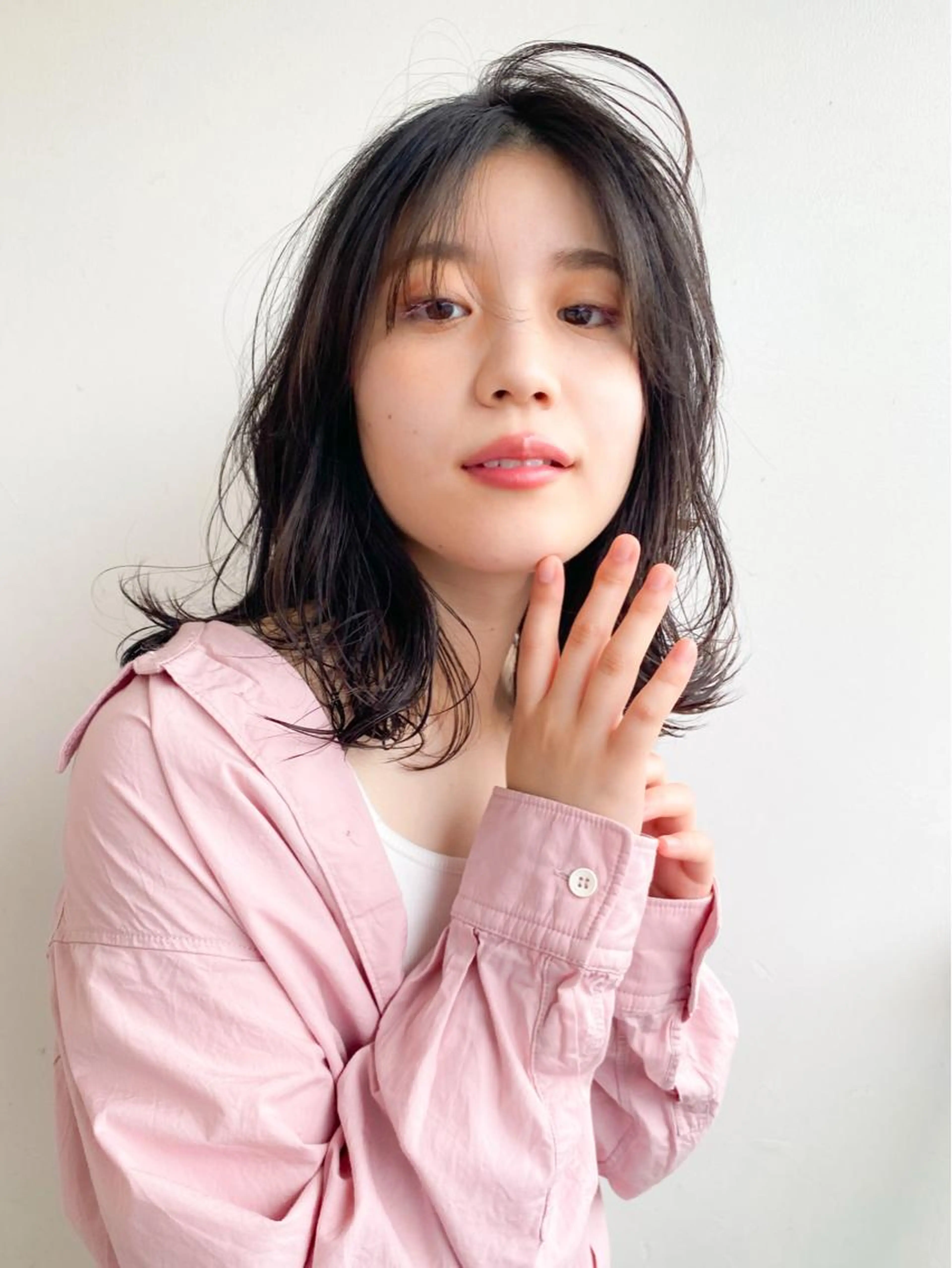 《ロング​〜​ミディアム・ボブ》カット&内部補修トリートメントの写真