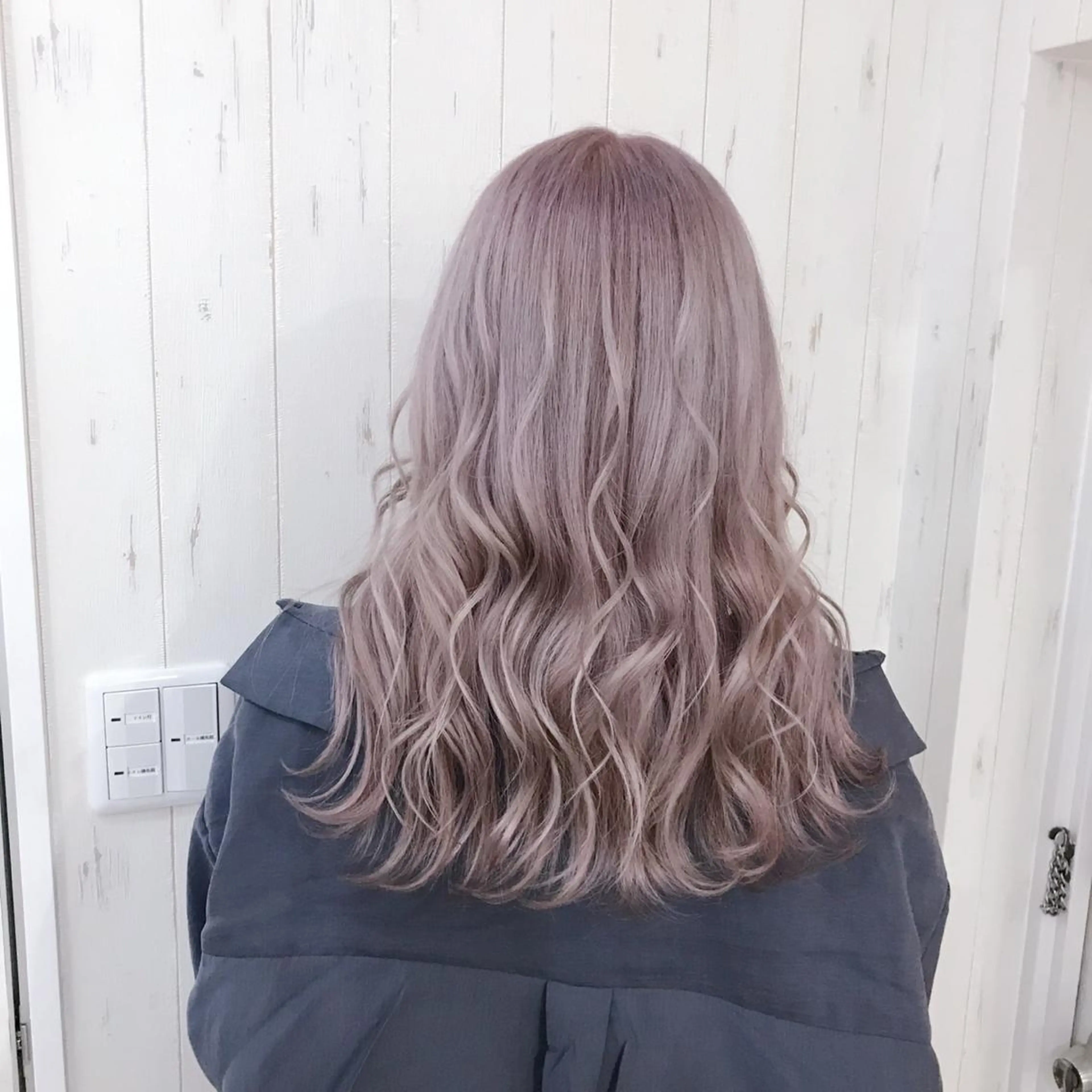 セミロング カラー グレージュ ピンクカラー Yu シールエクステのヘアスタイル