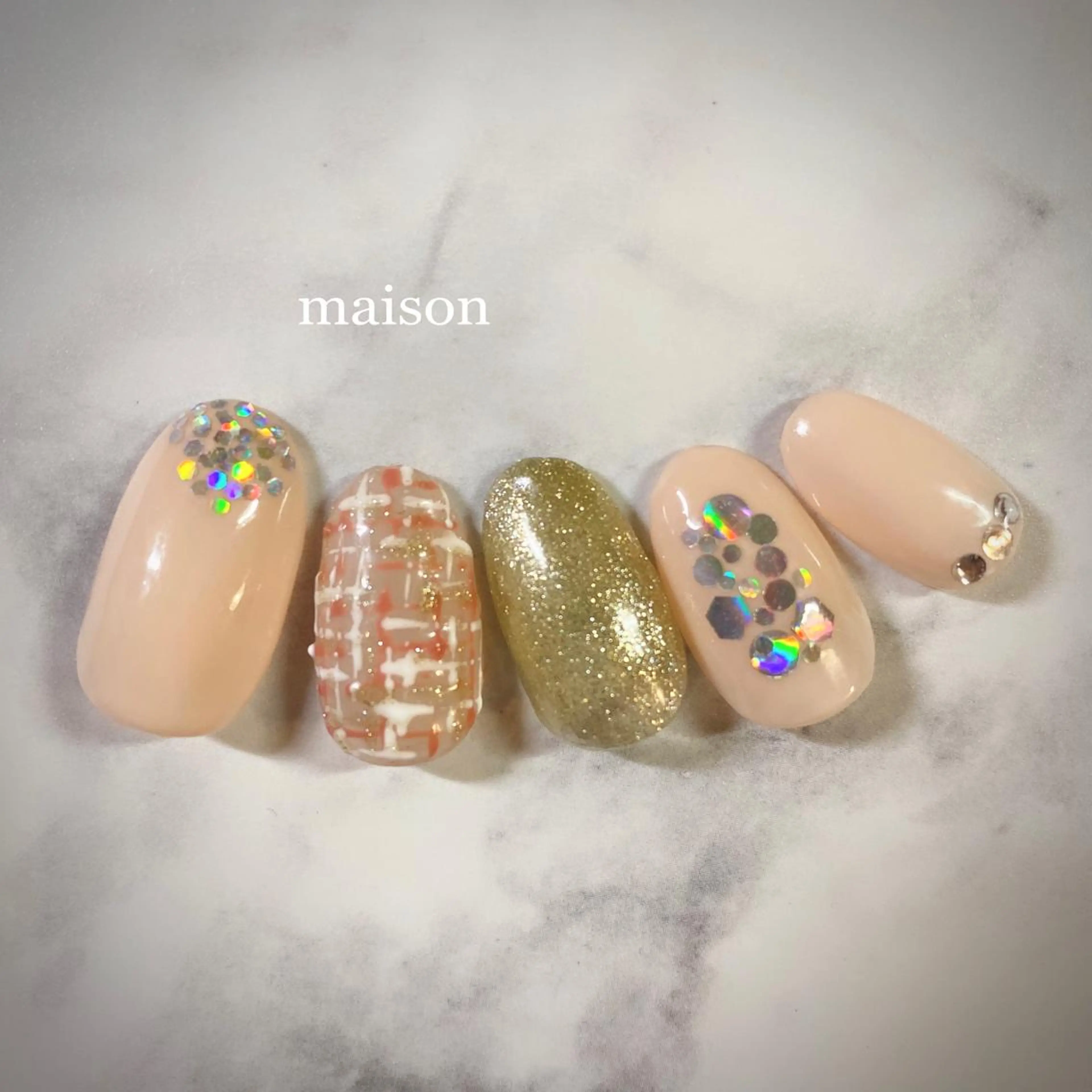 ネイル ISHIHARA KANAのネイルデザイン