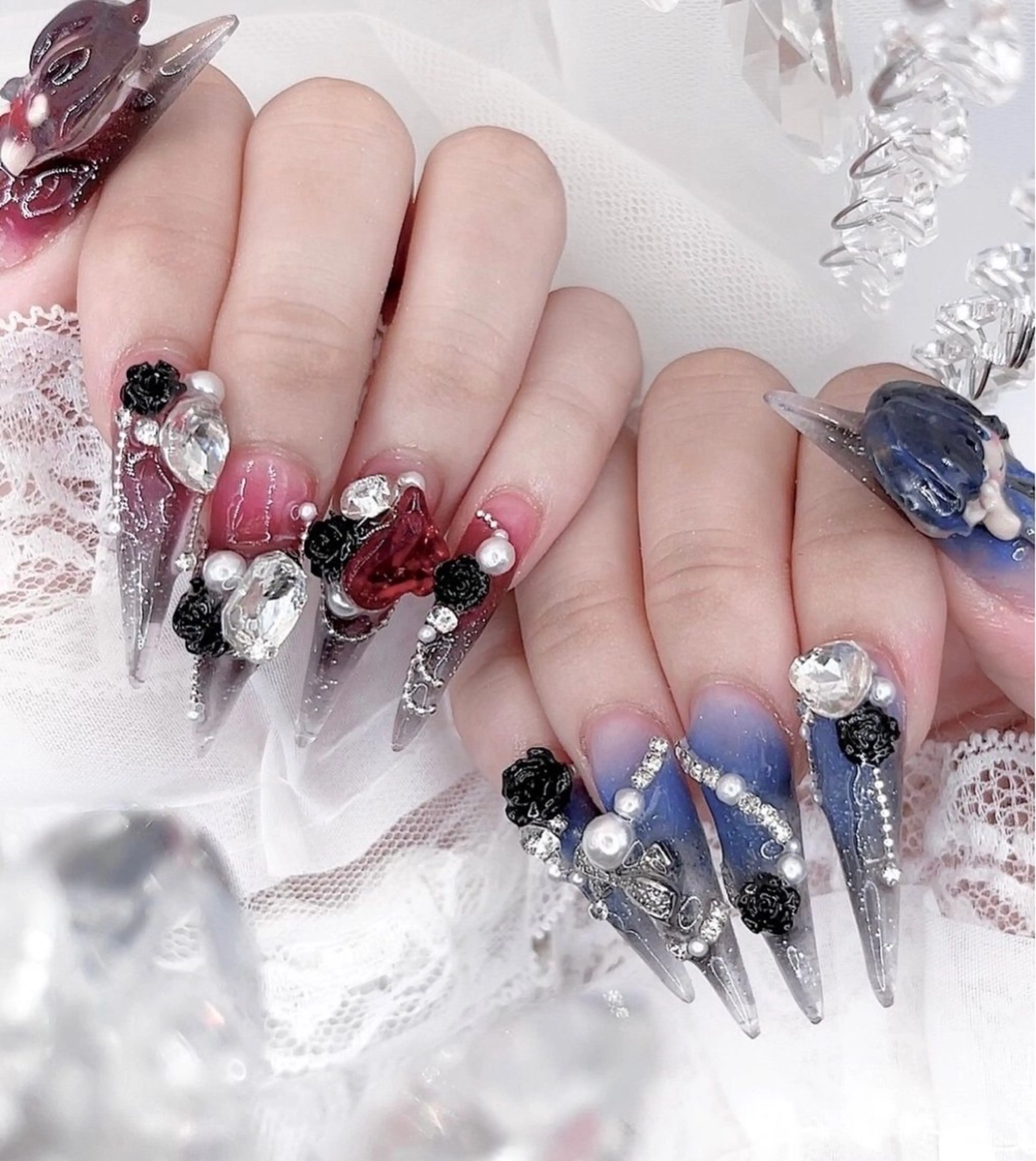 ネイル 長さ出し グラデーション キラキラネイル マグネットネイル ニュアンスネイル Lee Ainのネイルデザイン