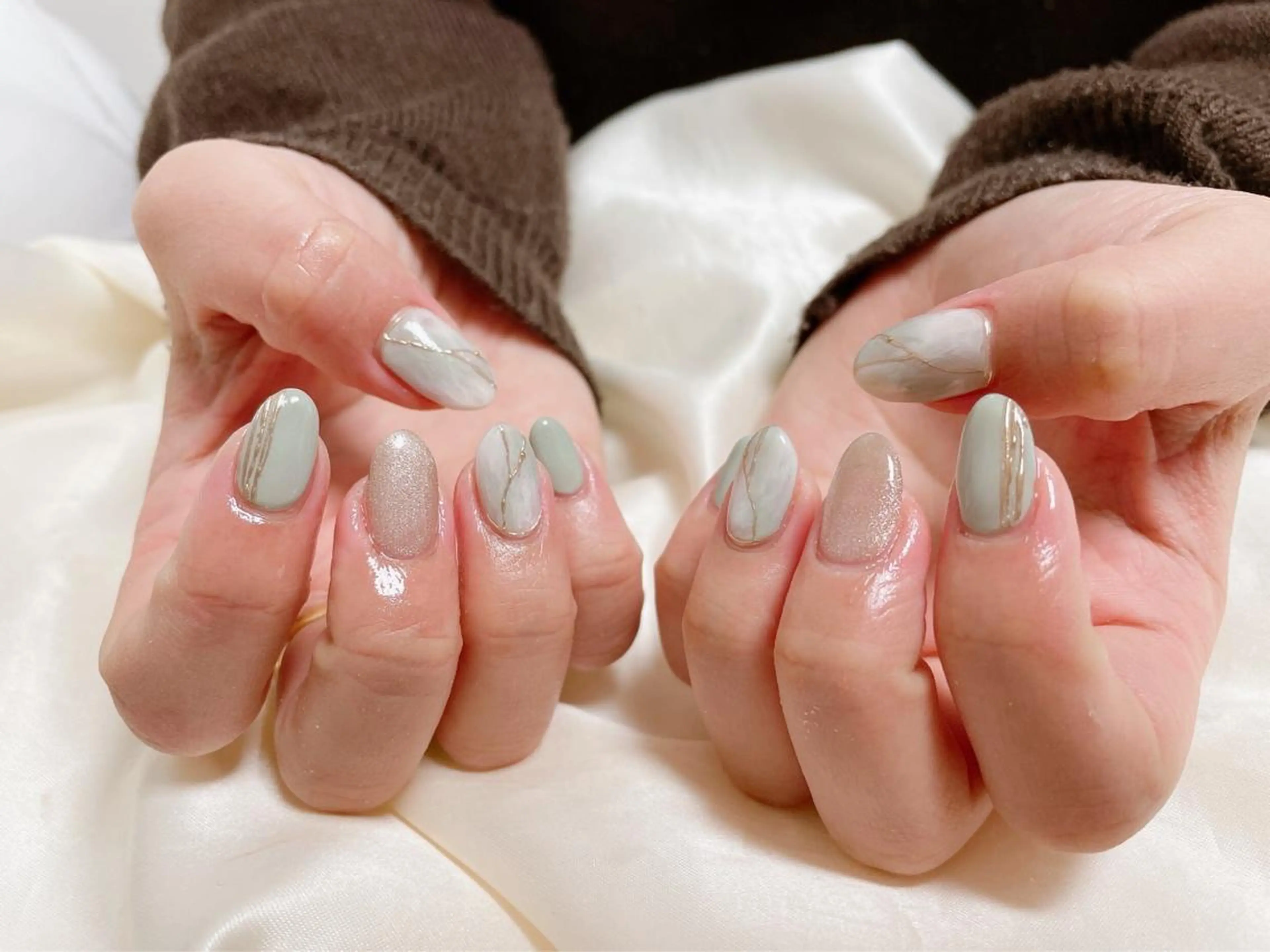 ネイル 大理石ネイル(マーブル) kiki nail &brow二子玉川の眉毛・アイブロウイメージ