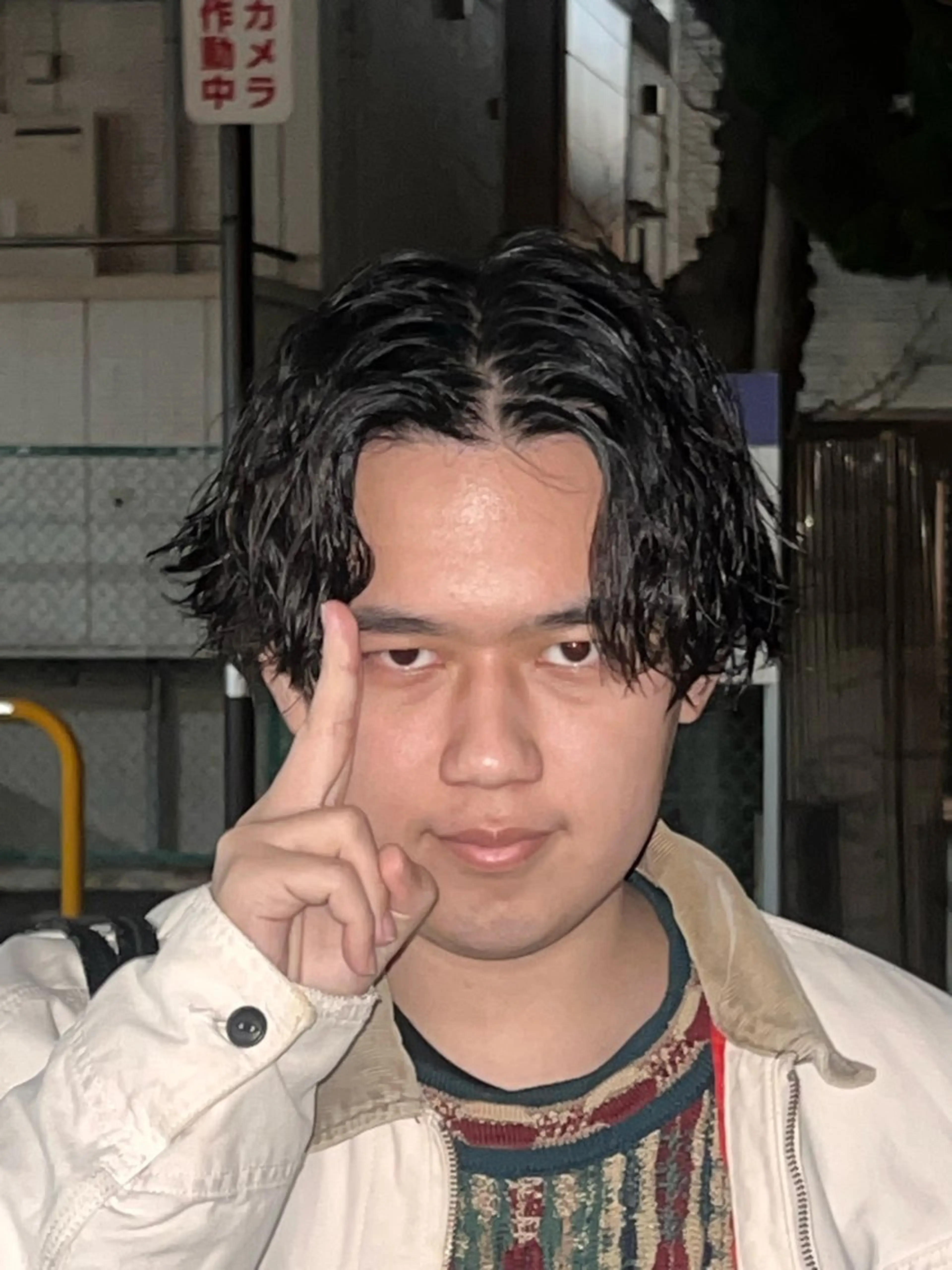 ミディアム カット パーマ ハイトーン KAISEIのヘアスタイル