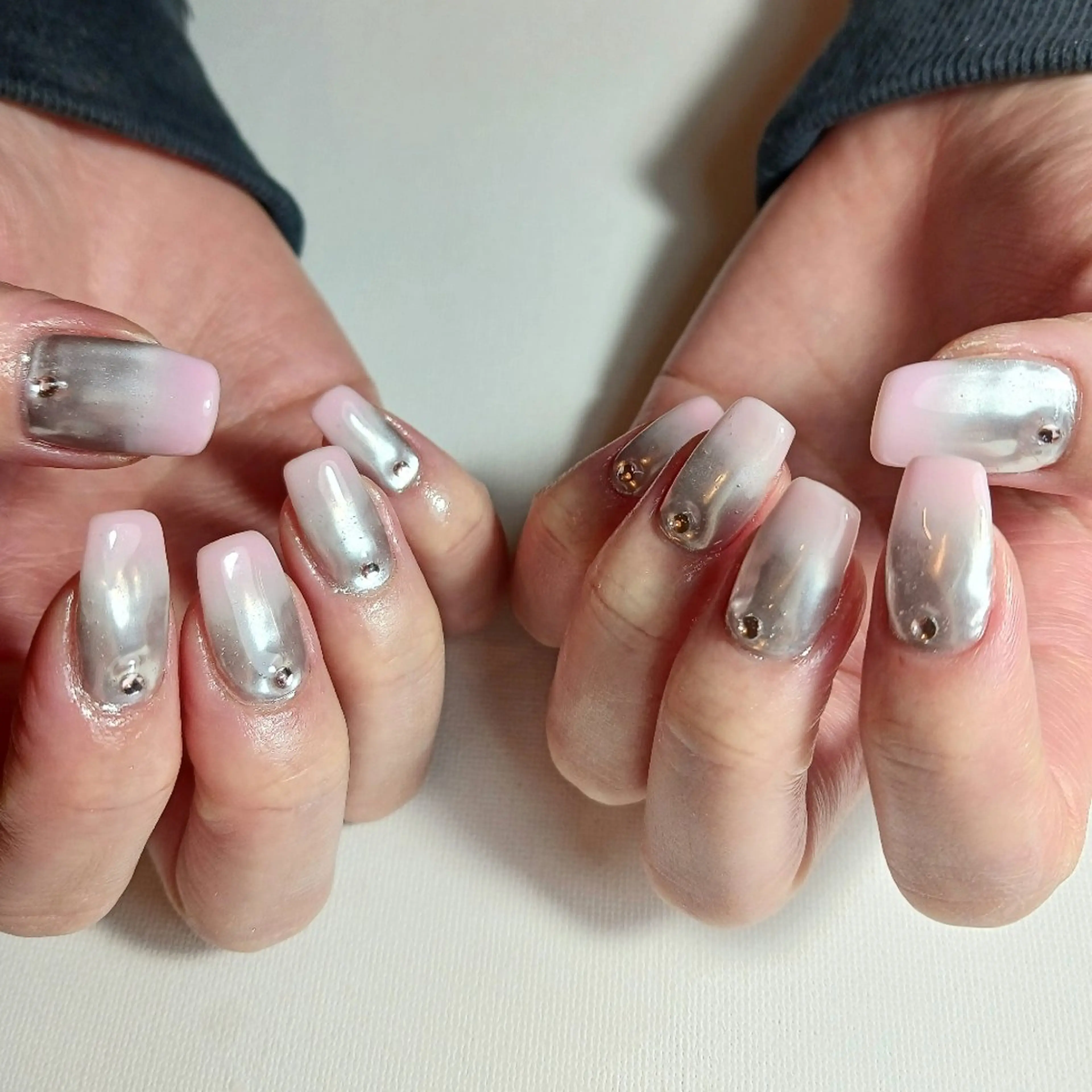 ネイル ジェルネイル グラデーション ミラーネイル 持ち込み ピンク ハンドネイル owlnail /持込みデザイン専門のネイルデザイン