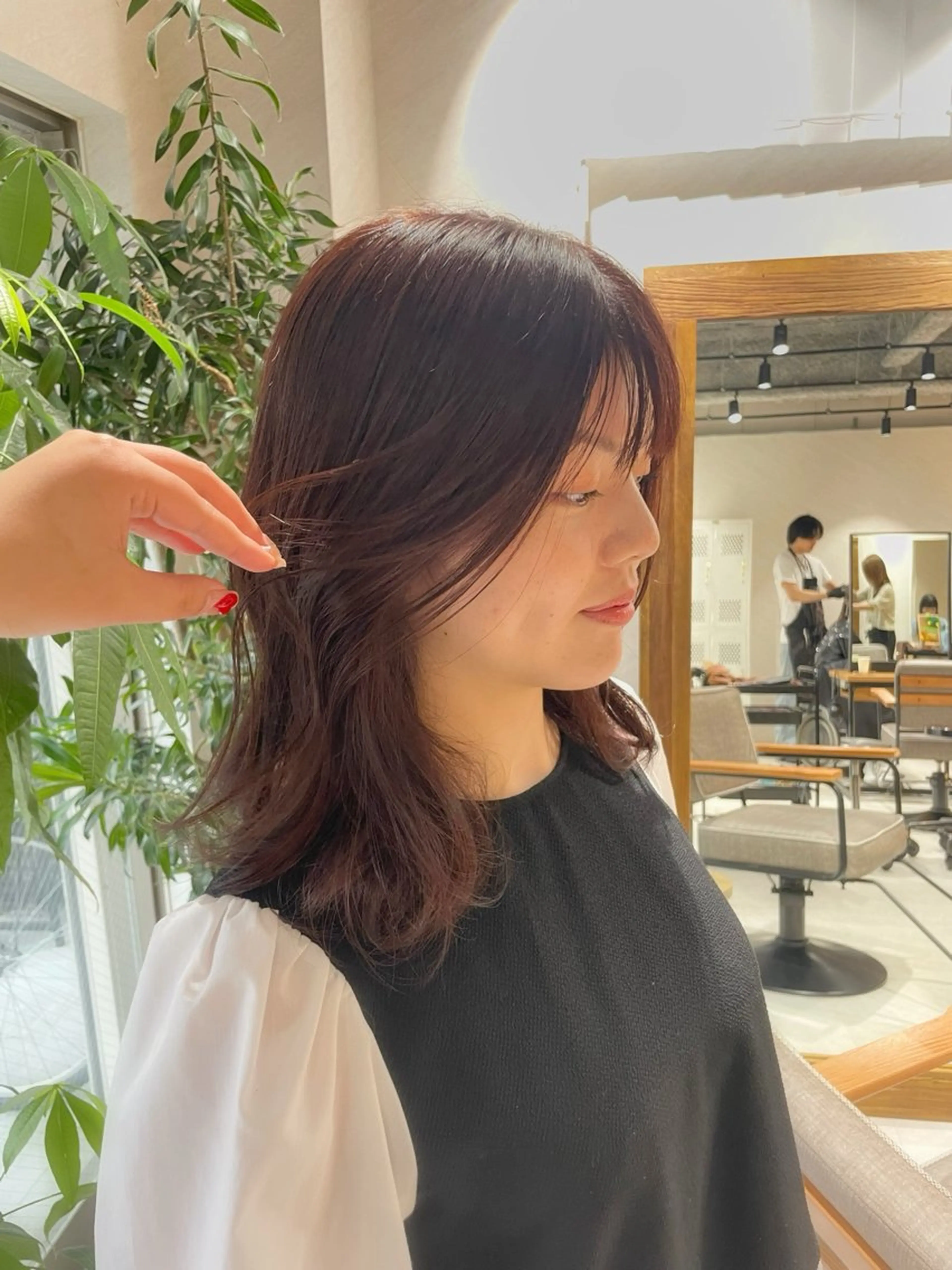 セミロング カラー カット ヘアカラー トリートメント 🍐透明感カラー🍐 レイヤーカットのヘアスタイル