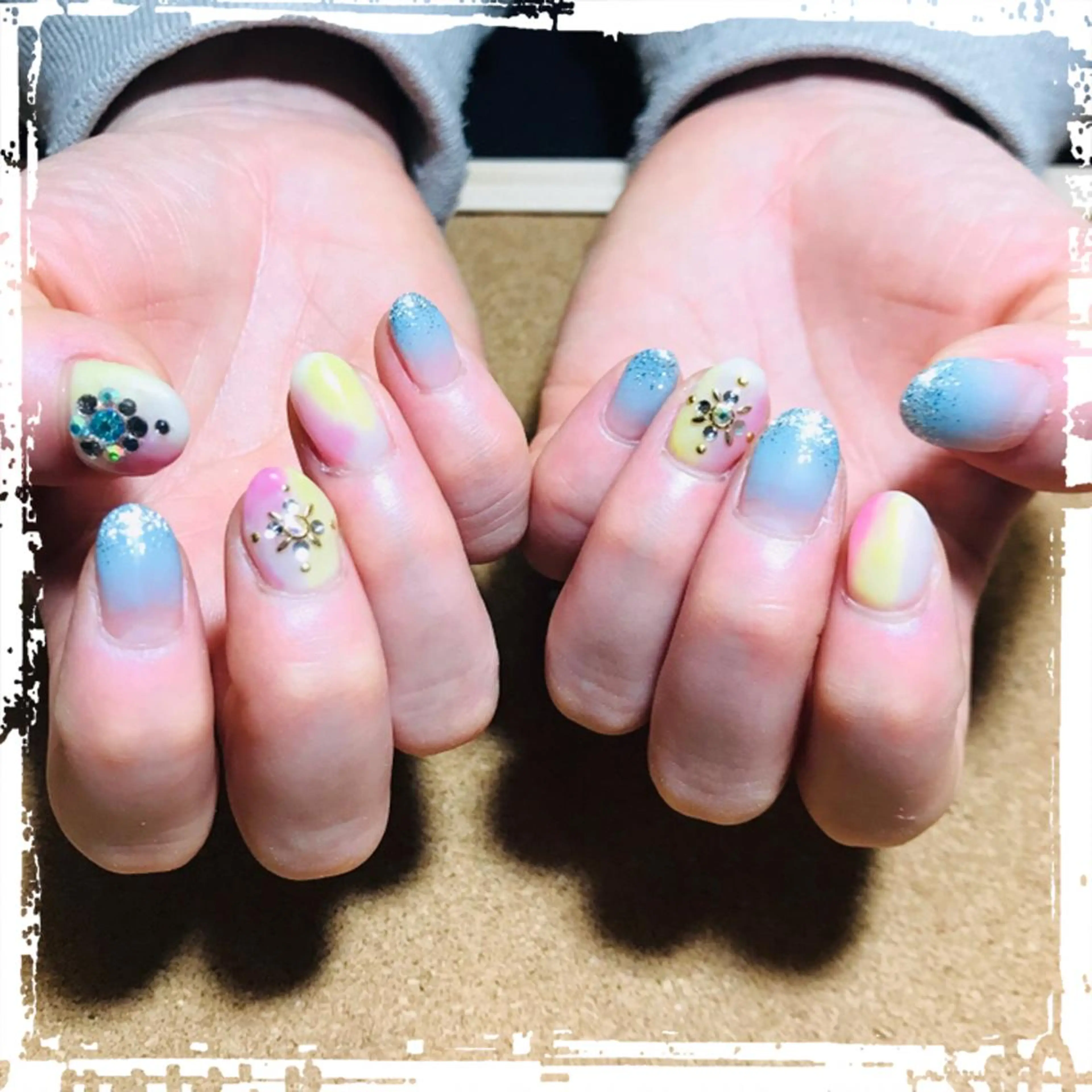 ネイル 寺山 千鶴のネイルデザイン