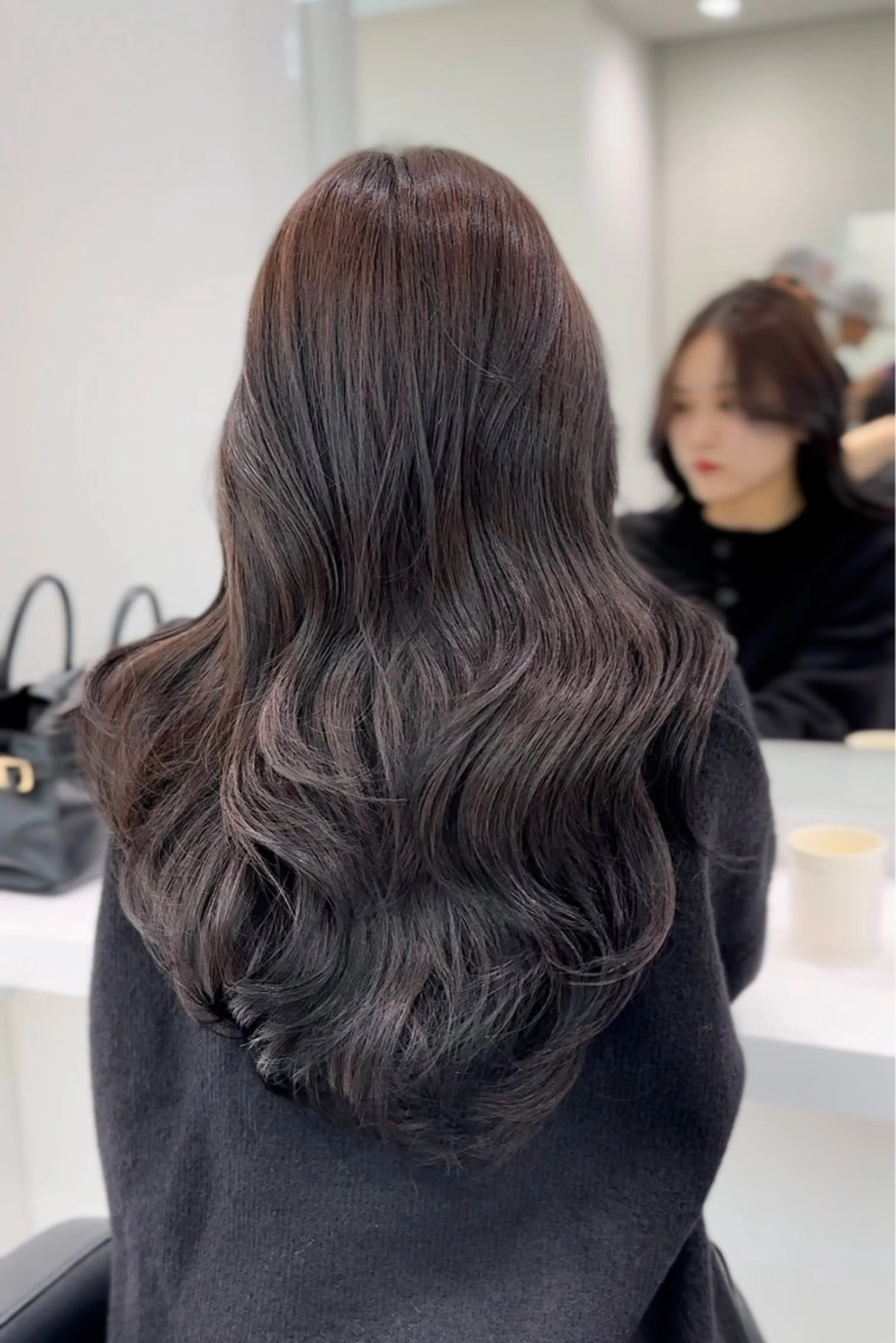 セミロング カラー 赤み消し🌿 透明感カラー🫧のヘアスタイル