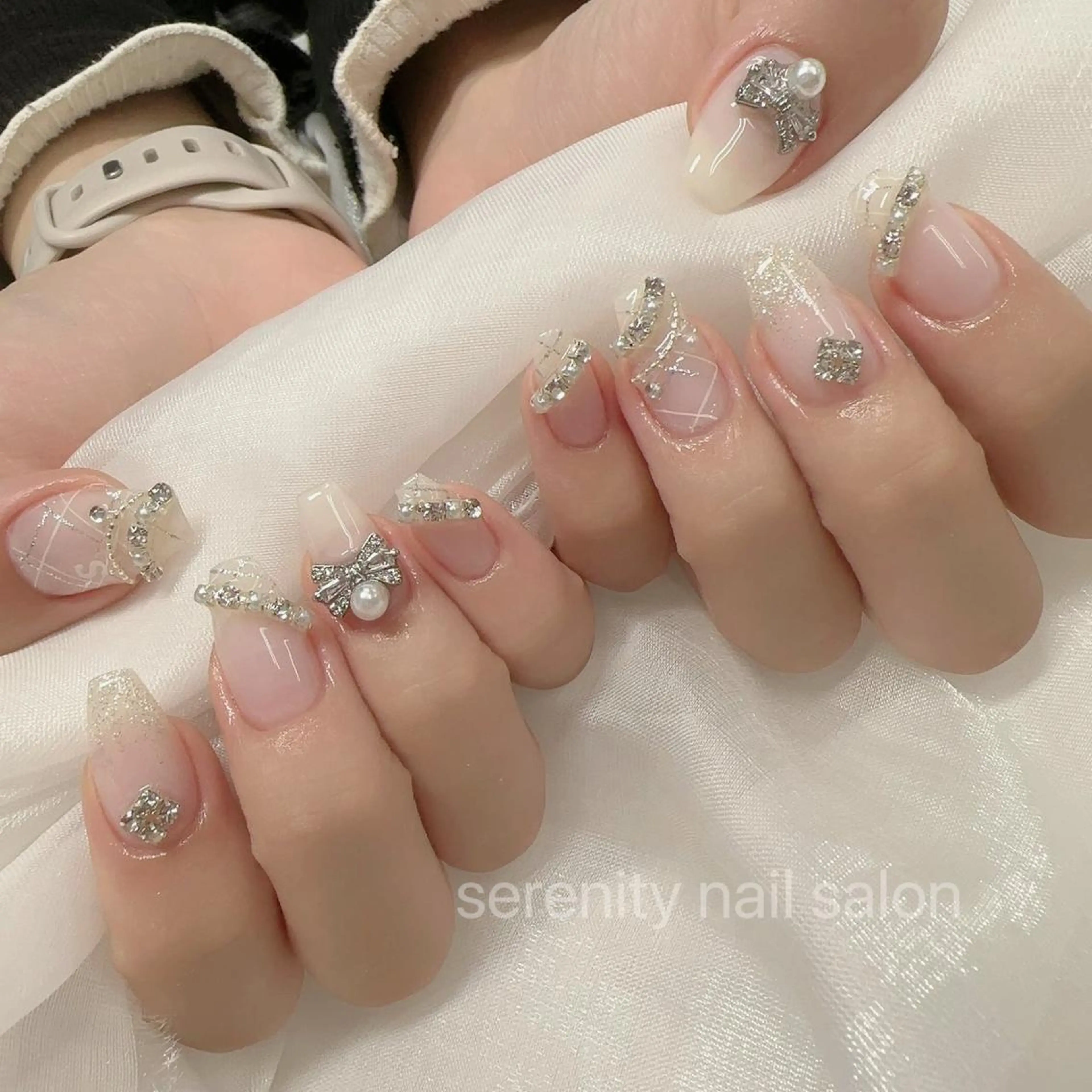 ネイル ハンドネイル ハンドケア ✨Serenity Nail salonのネイルデザイン