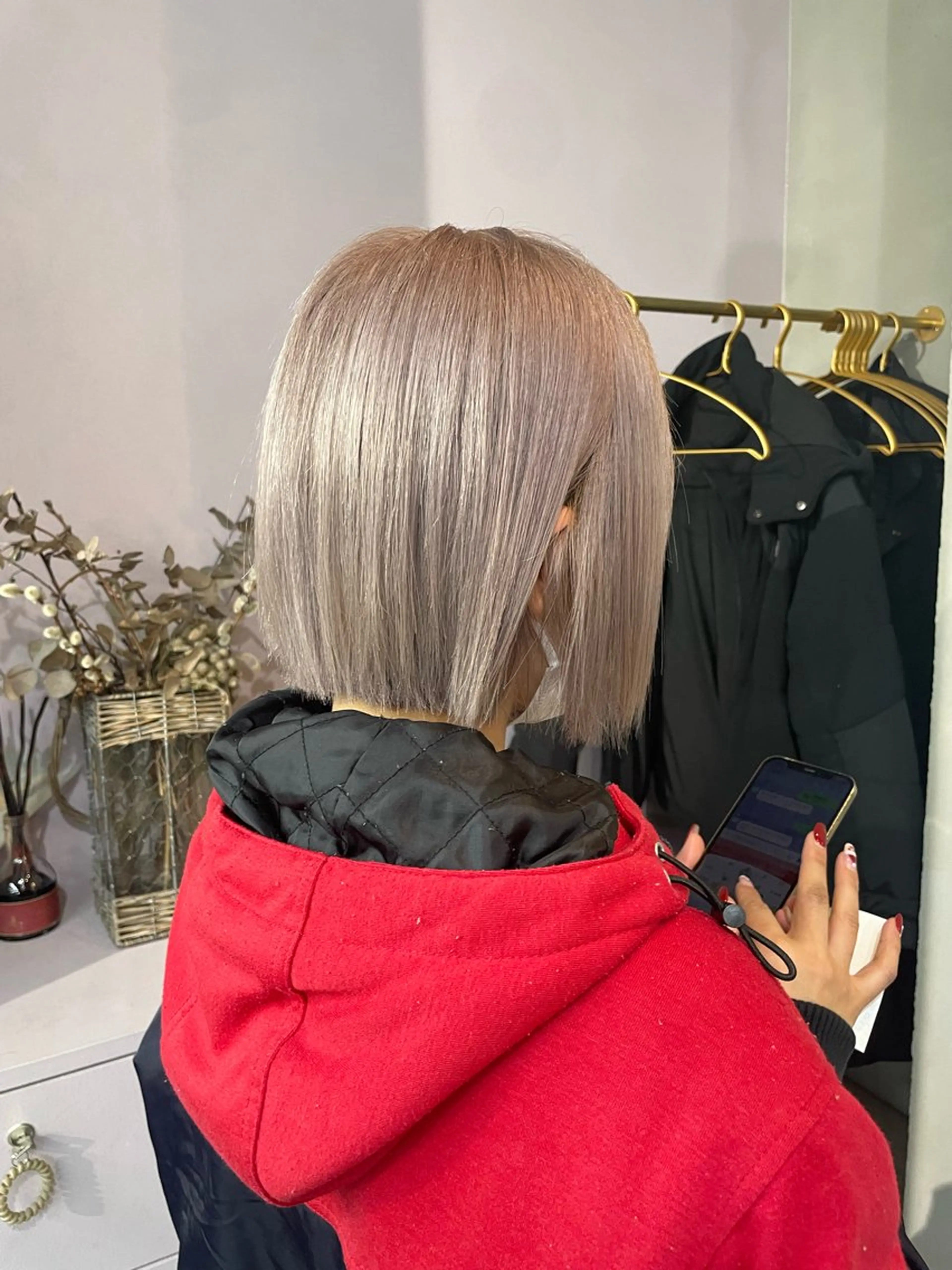 ショート ヘアカラー トリートメント qulim【クリム】 /ハイトーン/海音のヘアスタイル