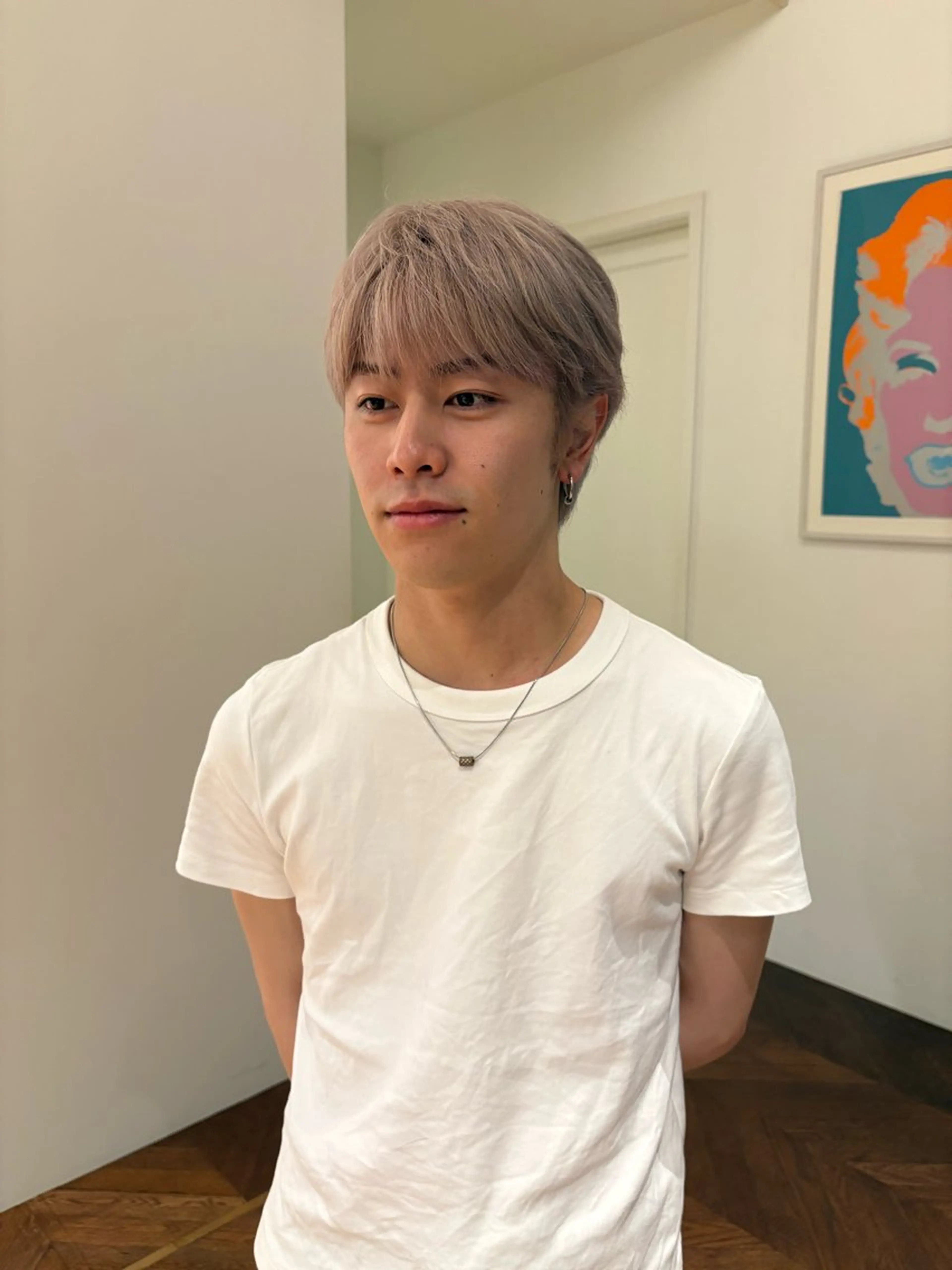 ショート メンズ メンズハイトーン マッシュ ショートヘア SARA BEAUTY × LIFESTYLE所属・【SARA】 meiのヘアスタイル