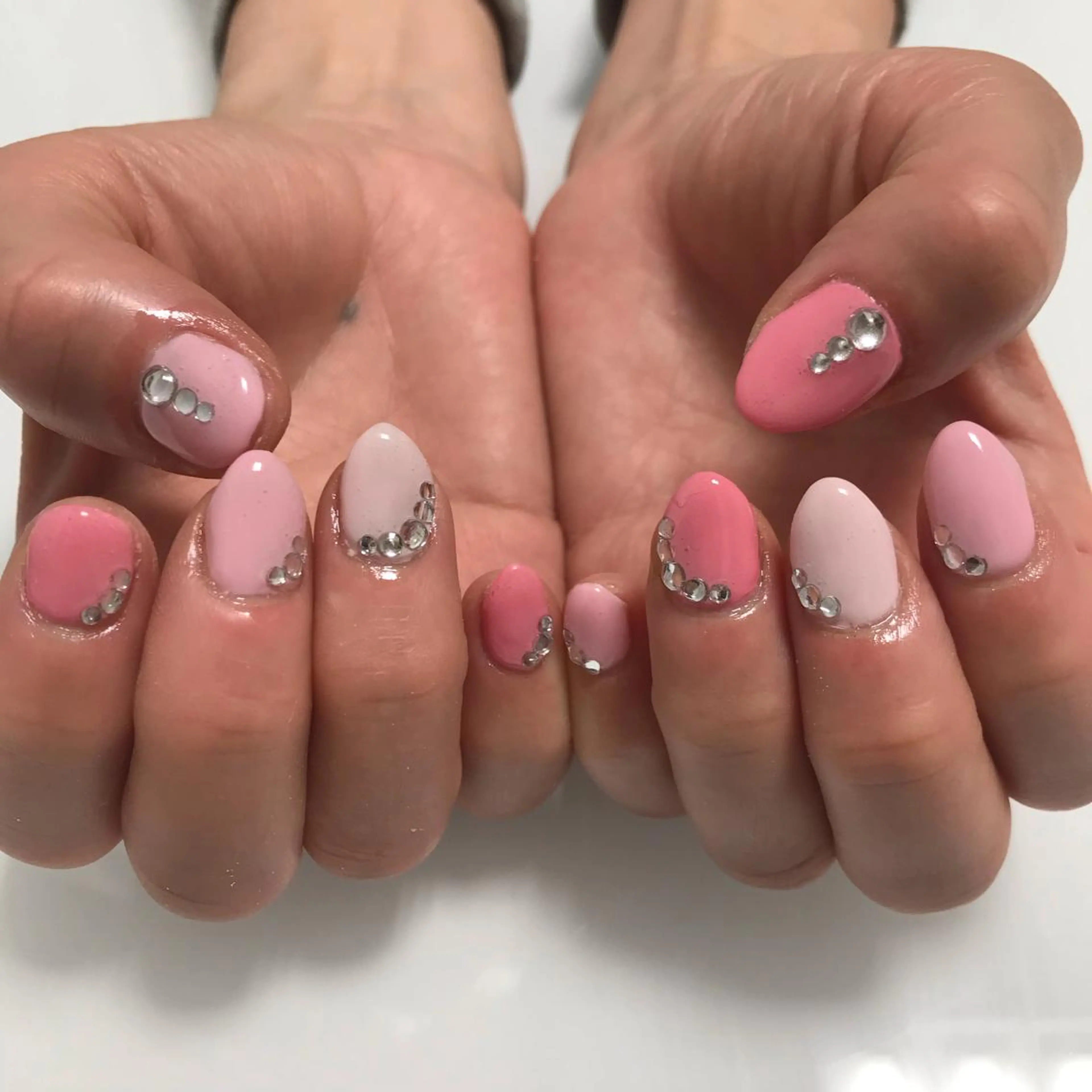 ネイル 春ネイル MoonLight MIHOのネイルデザイン