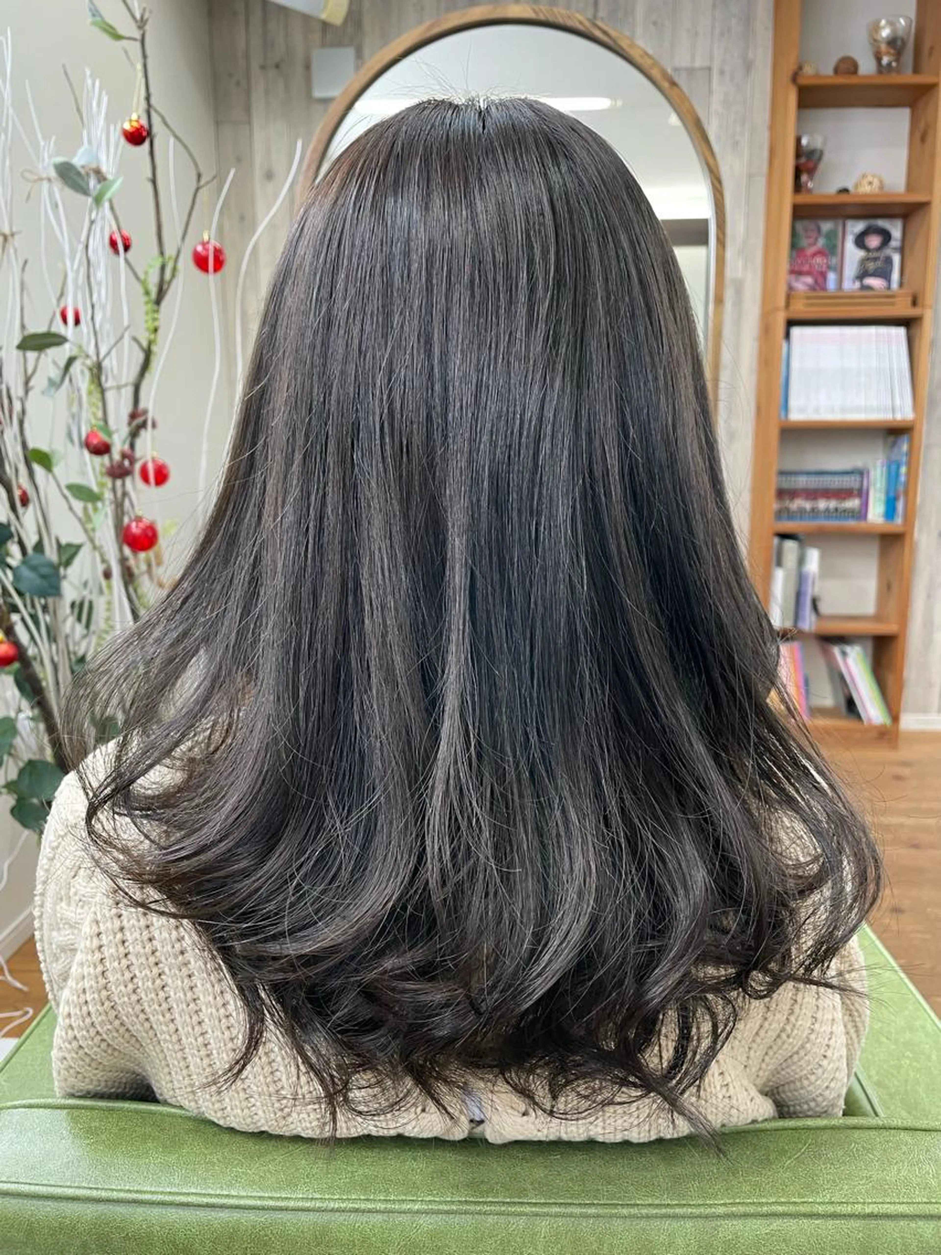 カット+透明感イルミナカラー+3STEPトリートメントの写真