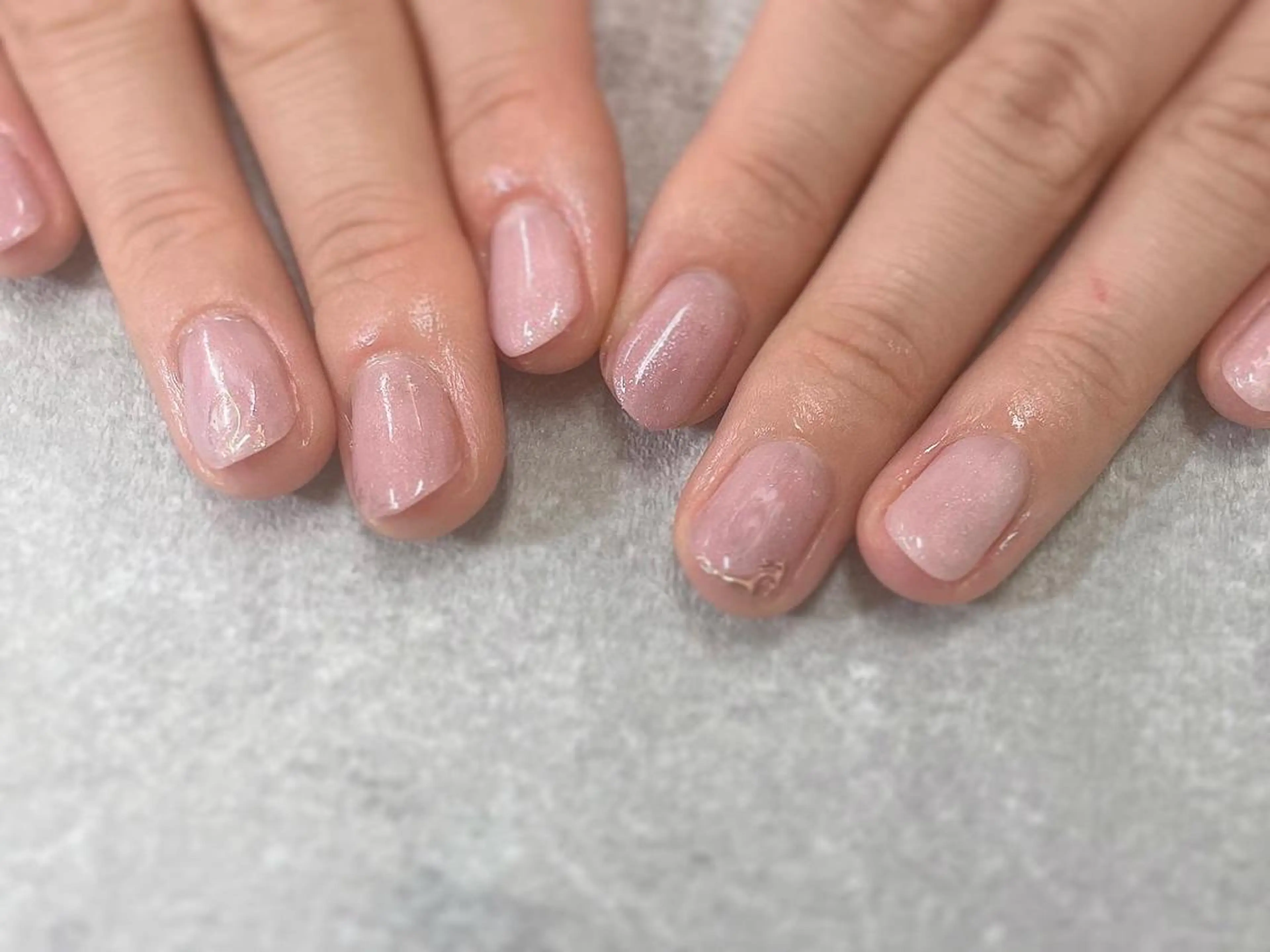 ネイル ニュアンスネイル シンプルネイル ハンドネイル foglia❁﻿. ⌇﻿imamuraのネイルデザイン