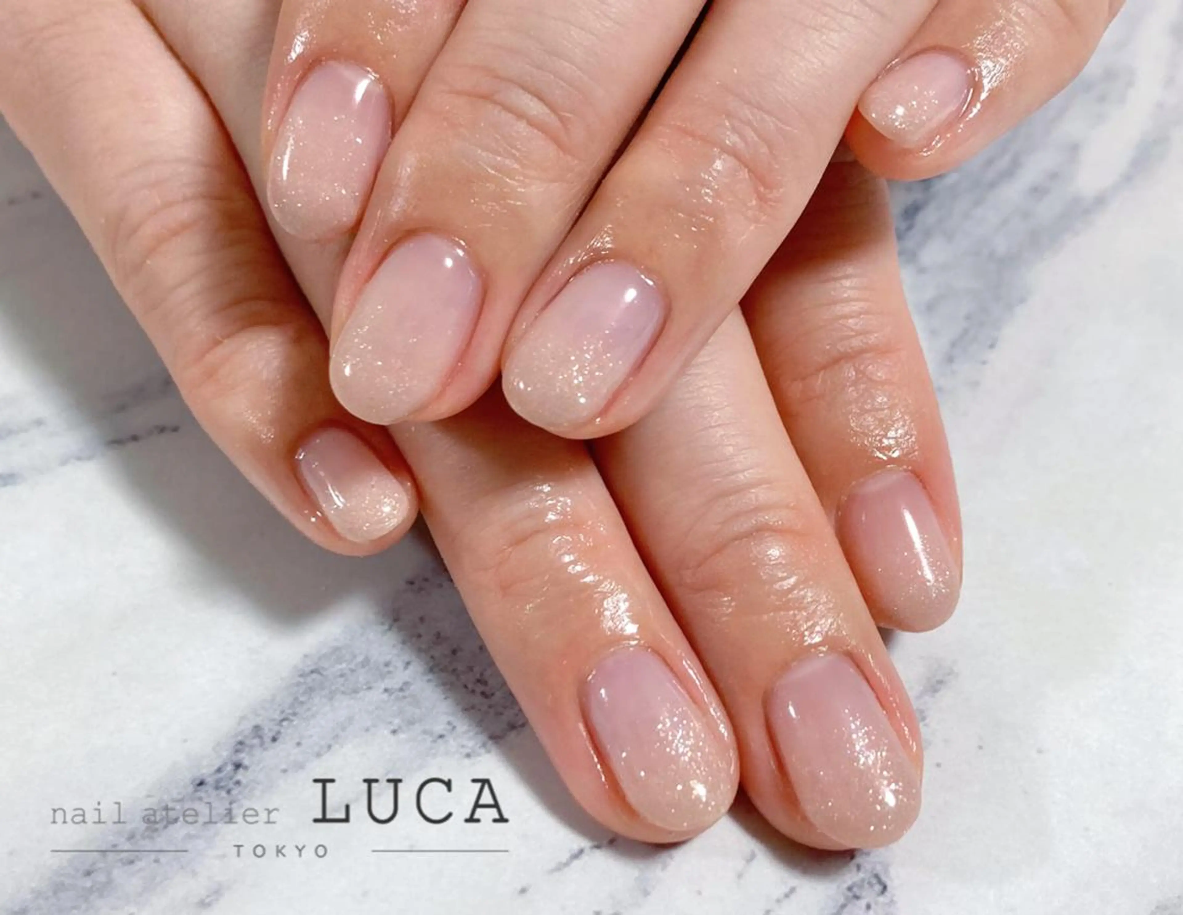 ネイル ジェルネイル グラデーション パラジェル ネイルアトリエルカ スタッフのネイルデザイン