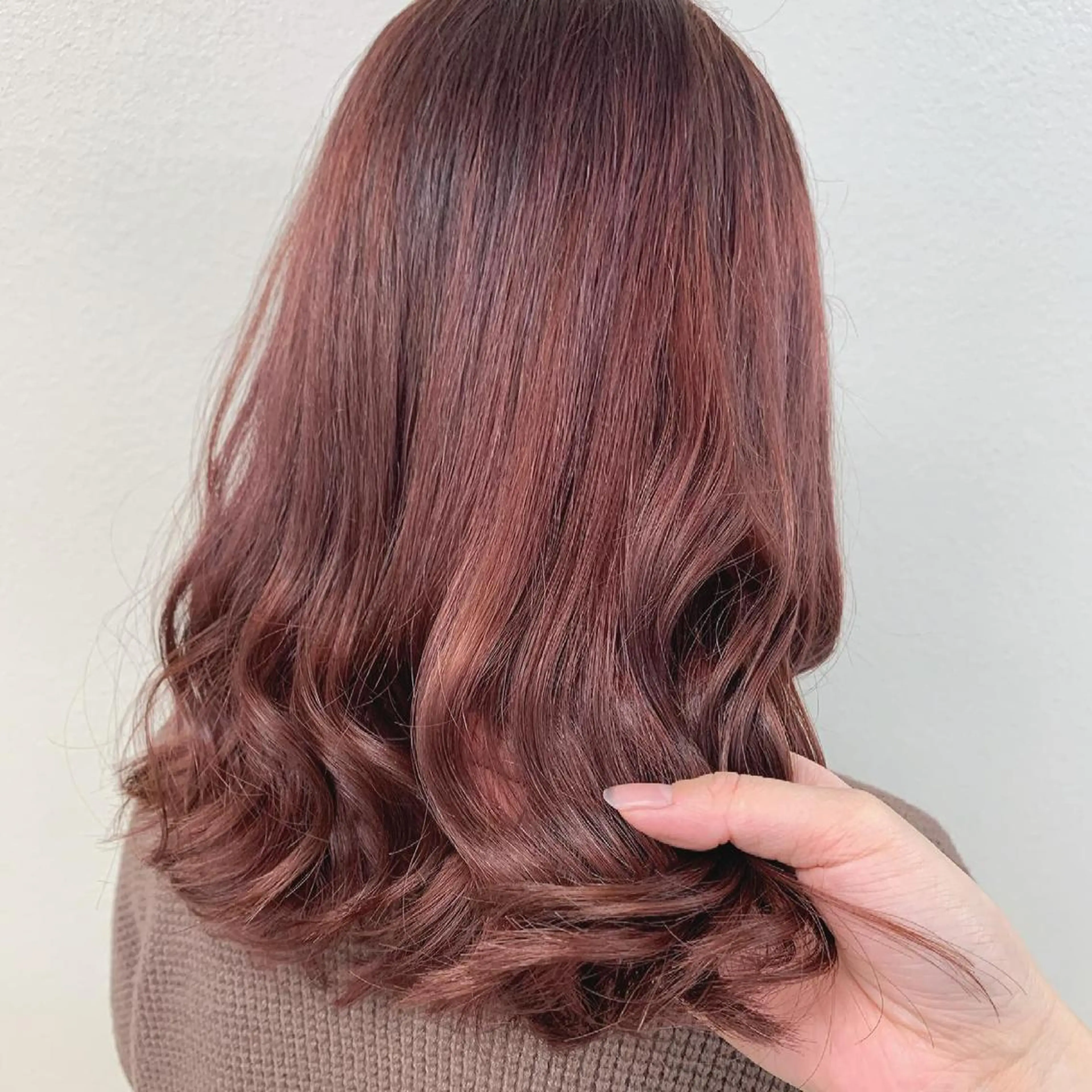セミロング カラー ヘアアレンジ ayaka 🍨のマツエク・マツパデザイン