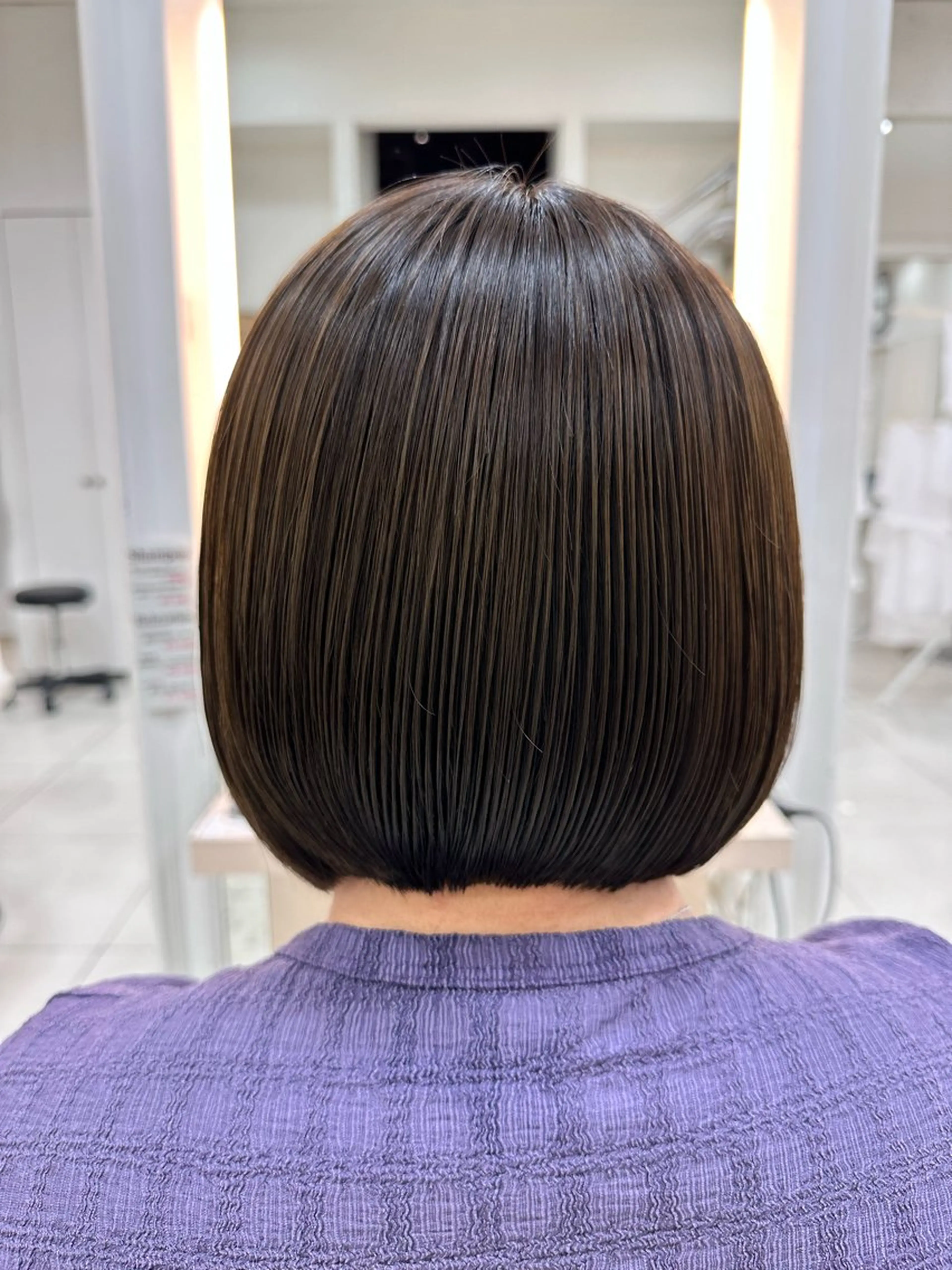 ロング ボブ 伊佐 愛のヘアスタイル