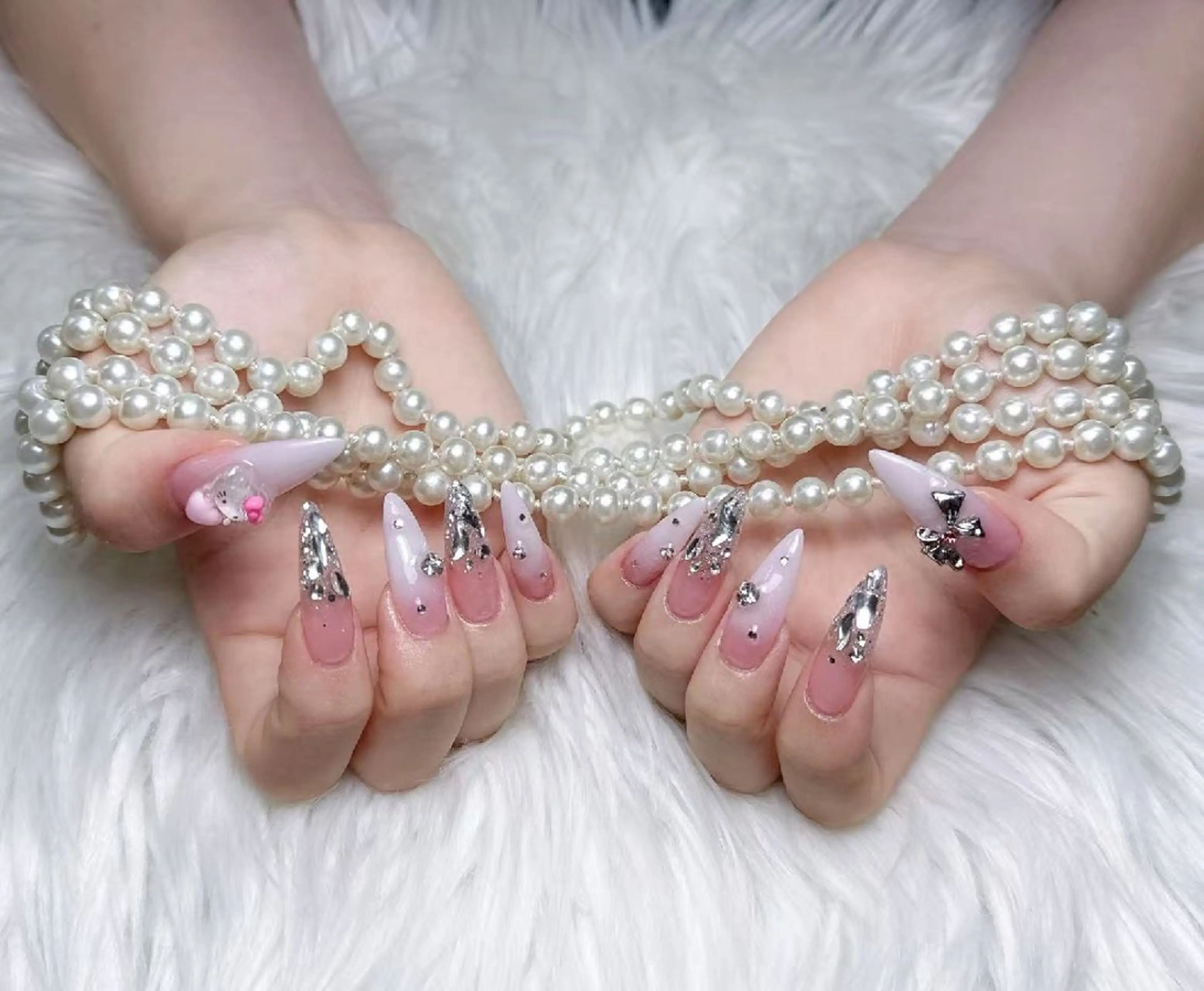 ネイル ENsalon AKIRAのネイルデザイン