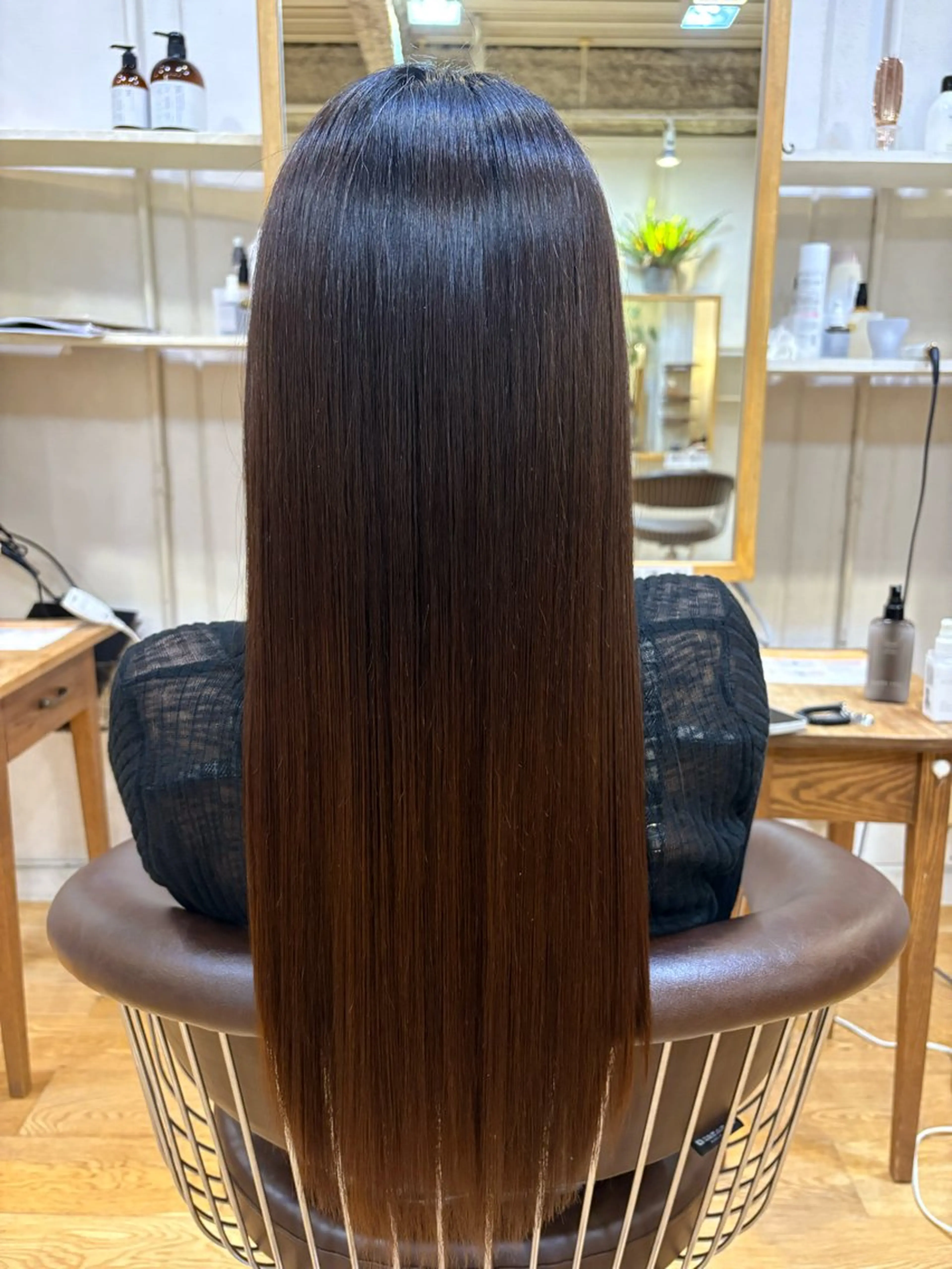 ロング 玲音/ストレート/ ブリーチ/大阪のヘアスタイル