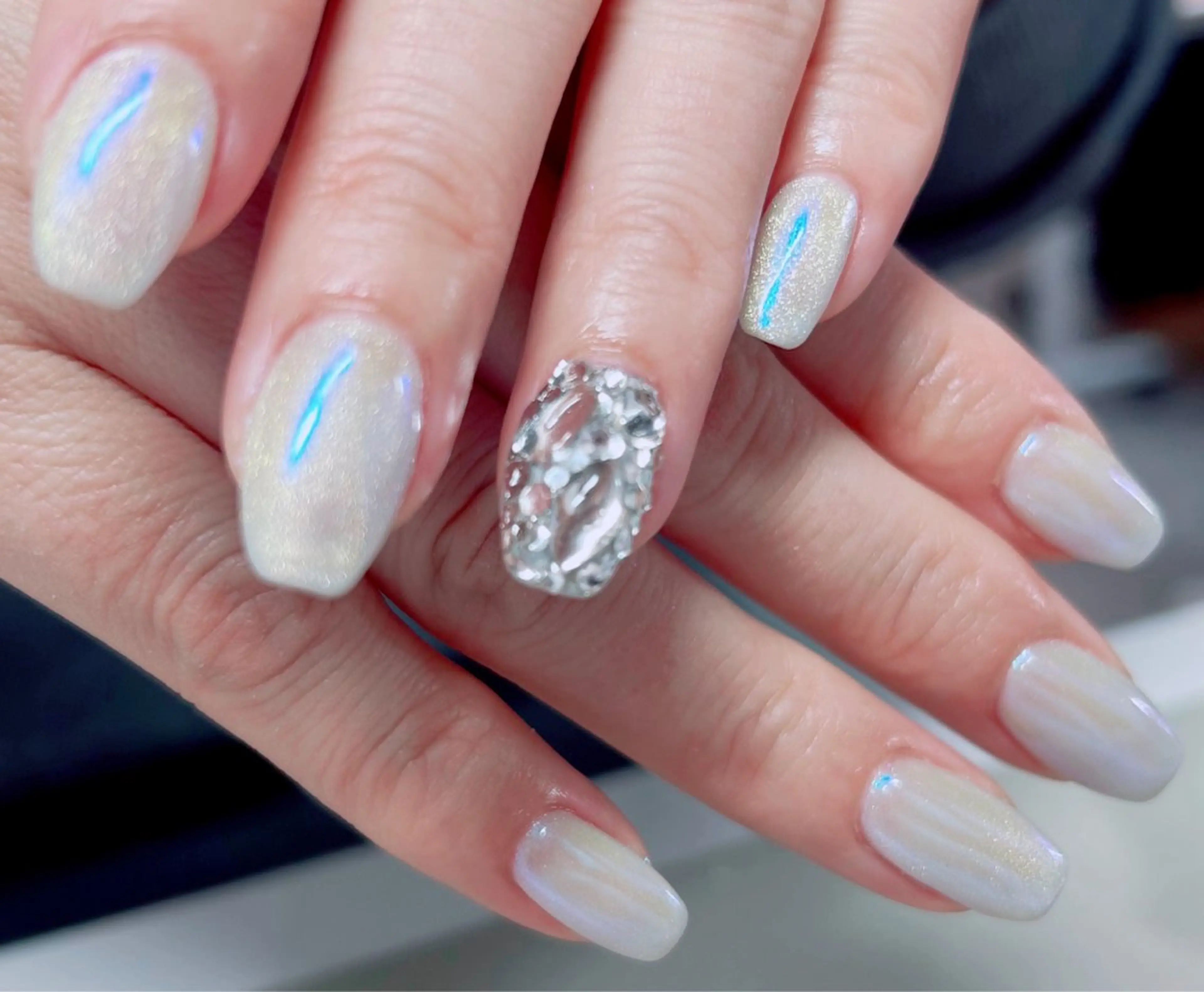 ネイル オーロラネイル マグネットネイル Rairia nail所属・Rairianail 室橋舞のネイルデザイン