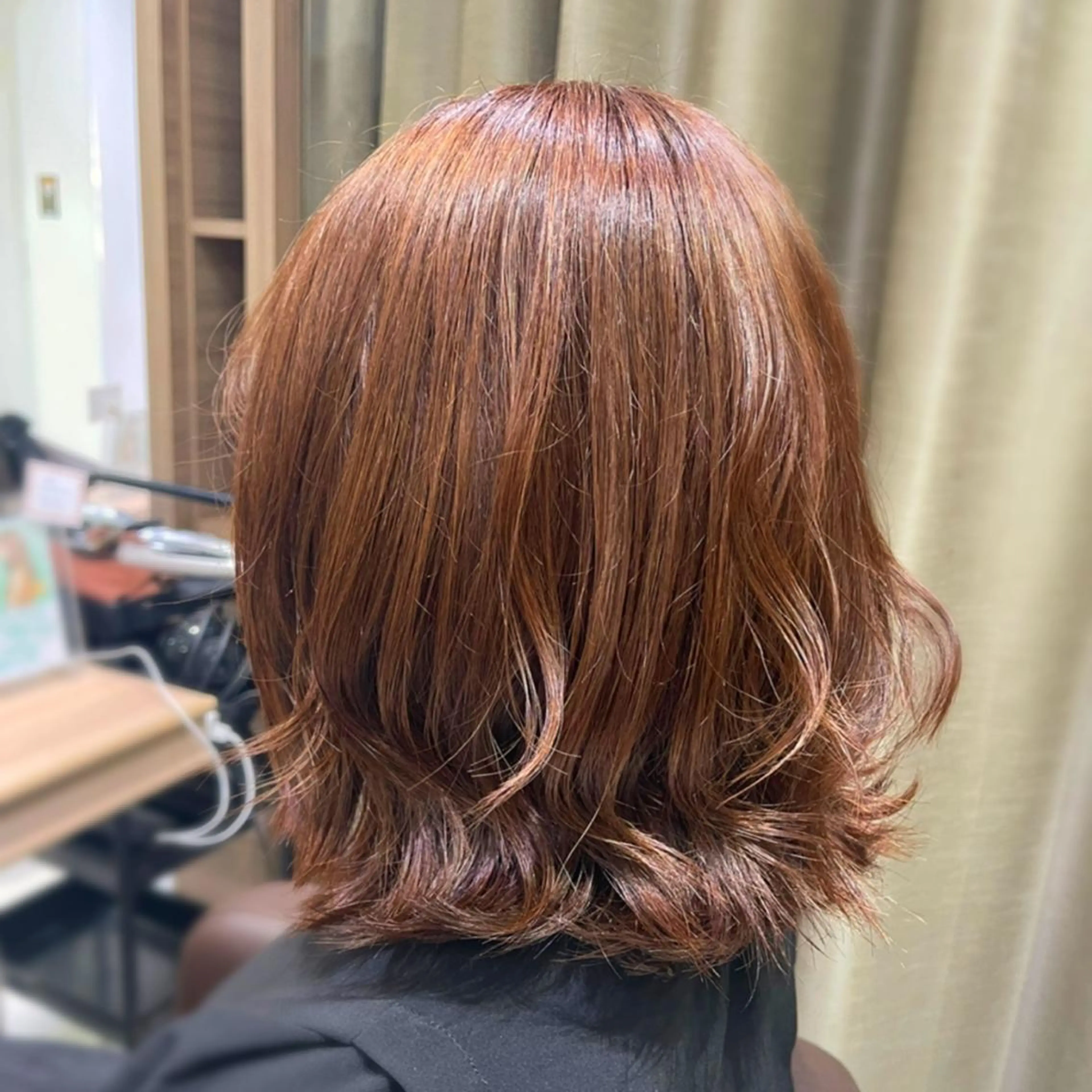 ショート カラー 艶カラー みゆう🎀のヘアスタイル