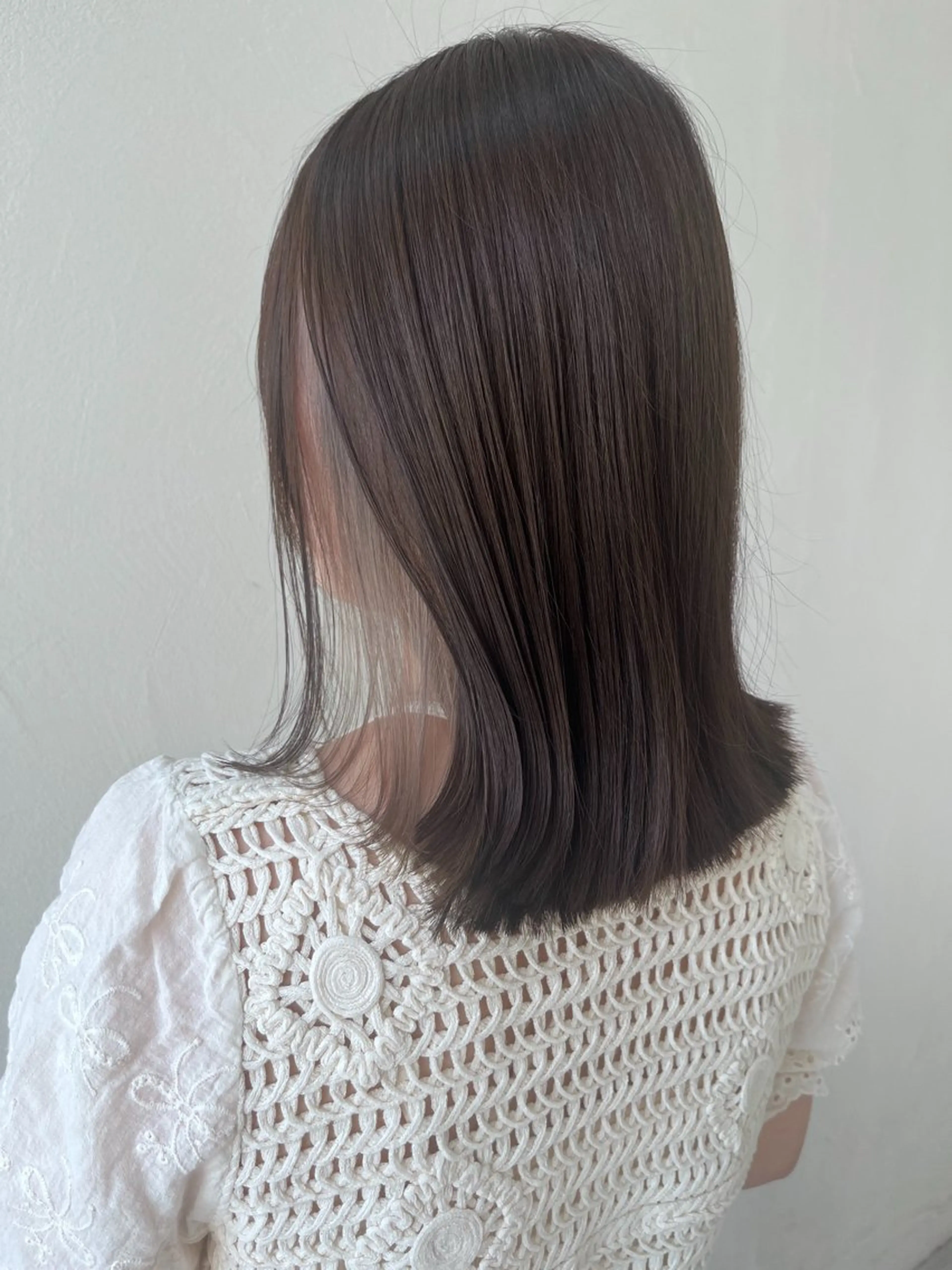 ミディアム カラー デザインカラー イヤリングカラー インナーカラー 透明感カラー🫧🌈 似合わせカット✂︎のヘアスタイル