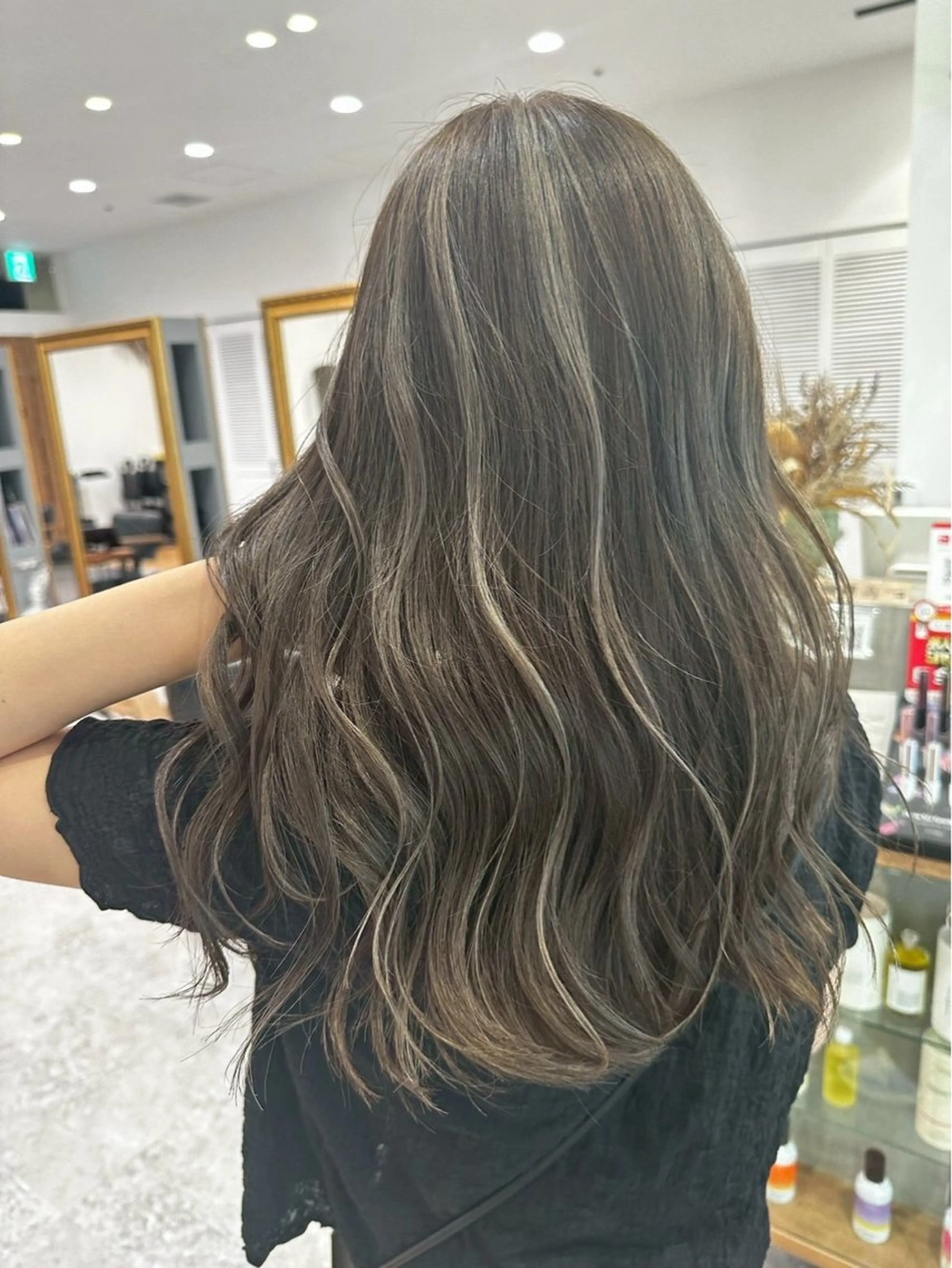 《4.5月限定》　1日2名限定‼️ 🤩スペシャルコントラストハイライトカラー✨可愛いギャルを作ります❤️の写真