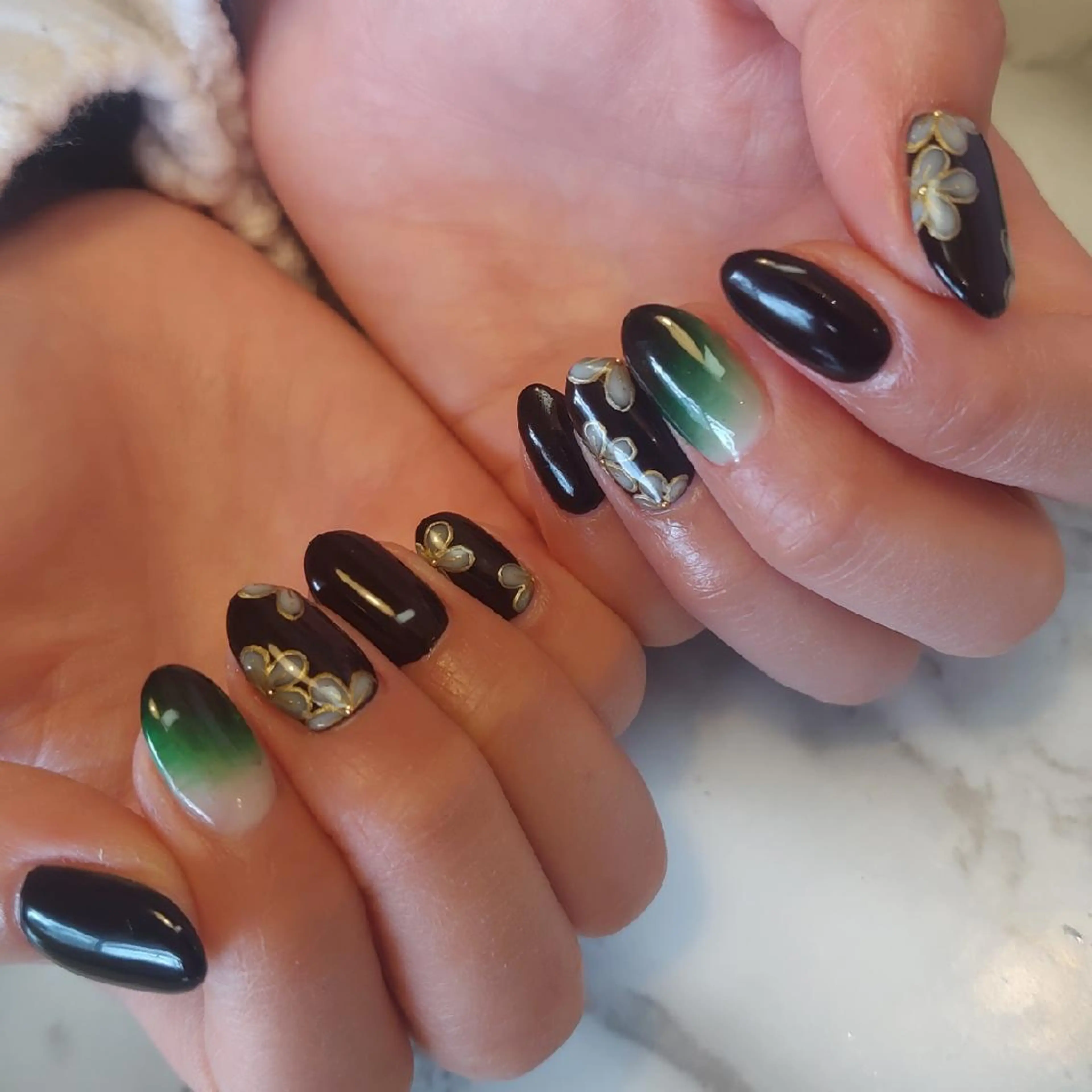 ネイル 冬ネイル ジェヌインネイル 河内のネイルデザイン