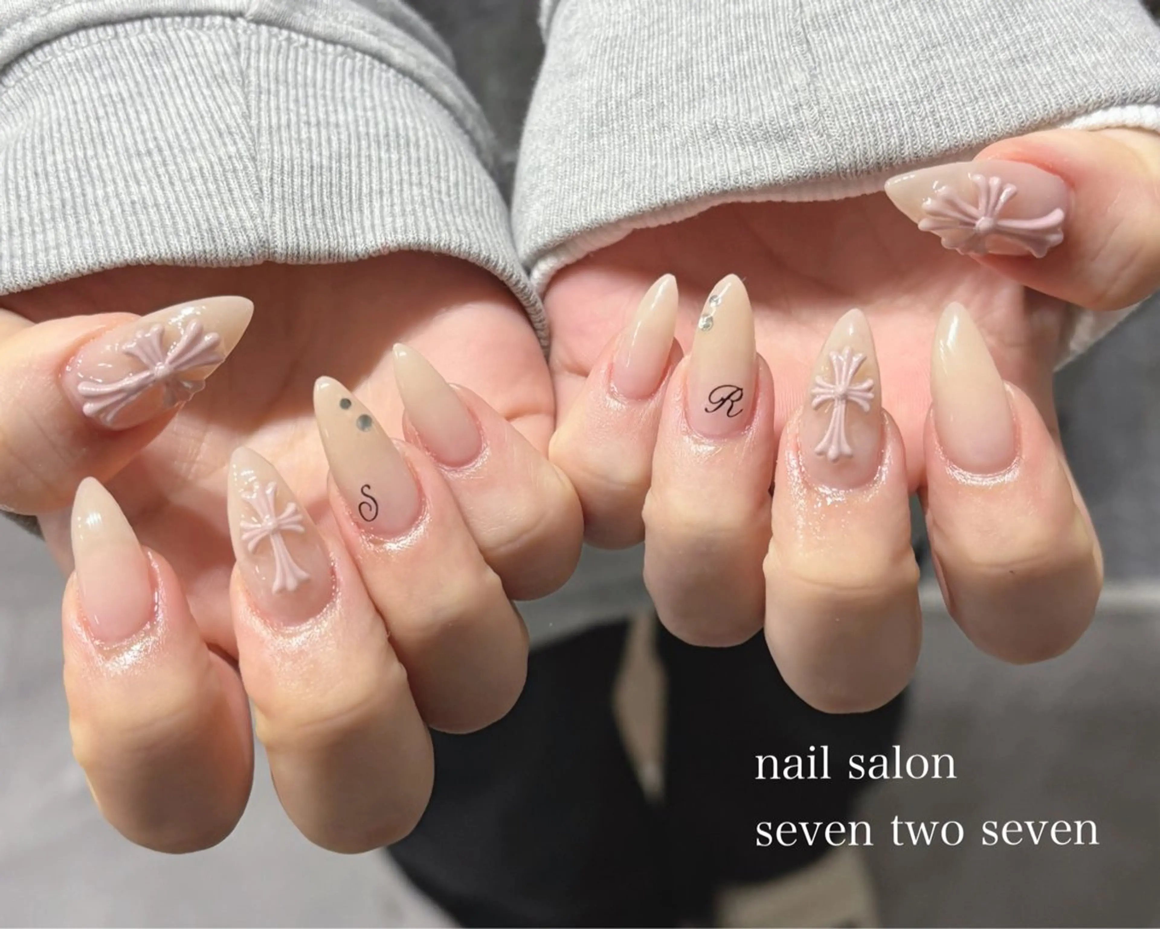 ネイル ハンドネイル 727 nailのネイルデザイン