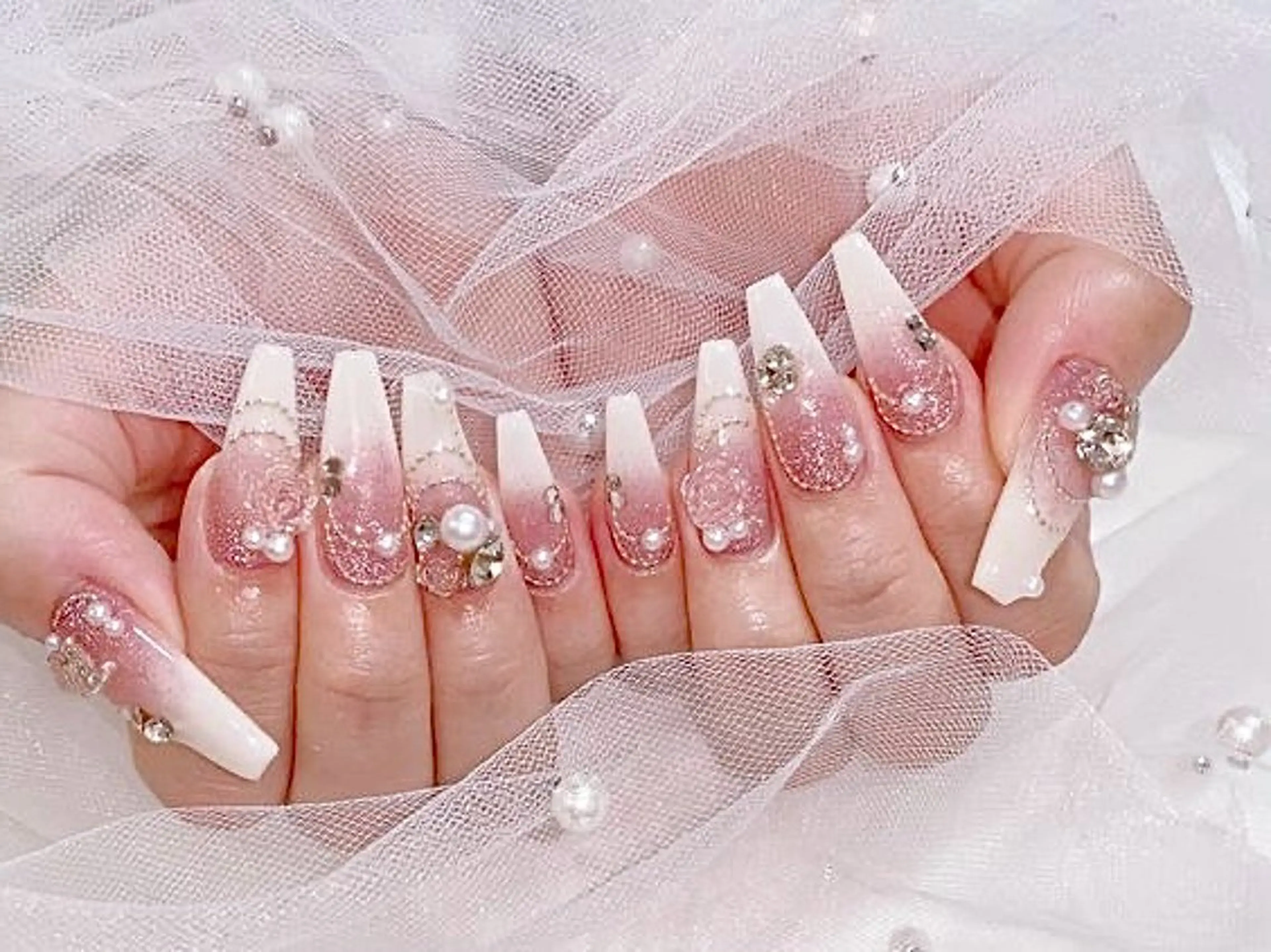 ネイル ジェルネイル 韓国ネイル 持ち込み オフィスネイル ワンホンネイル MiO Nailのネイルデザイン