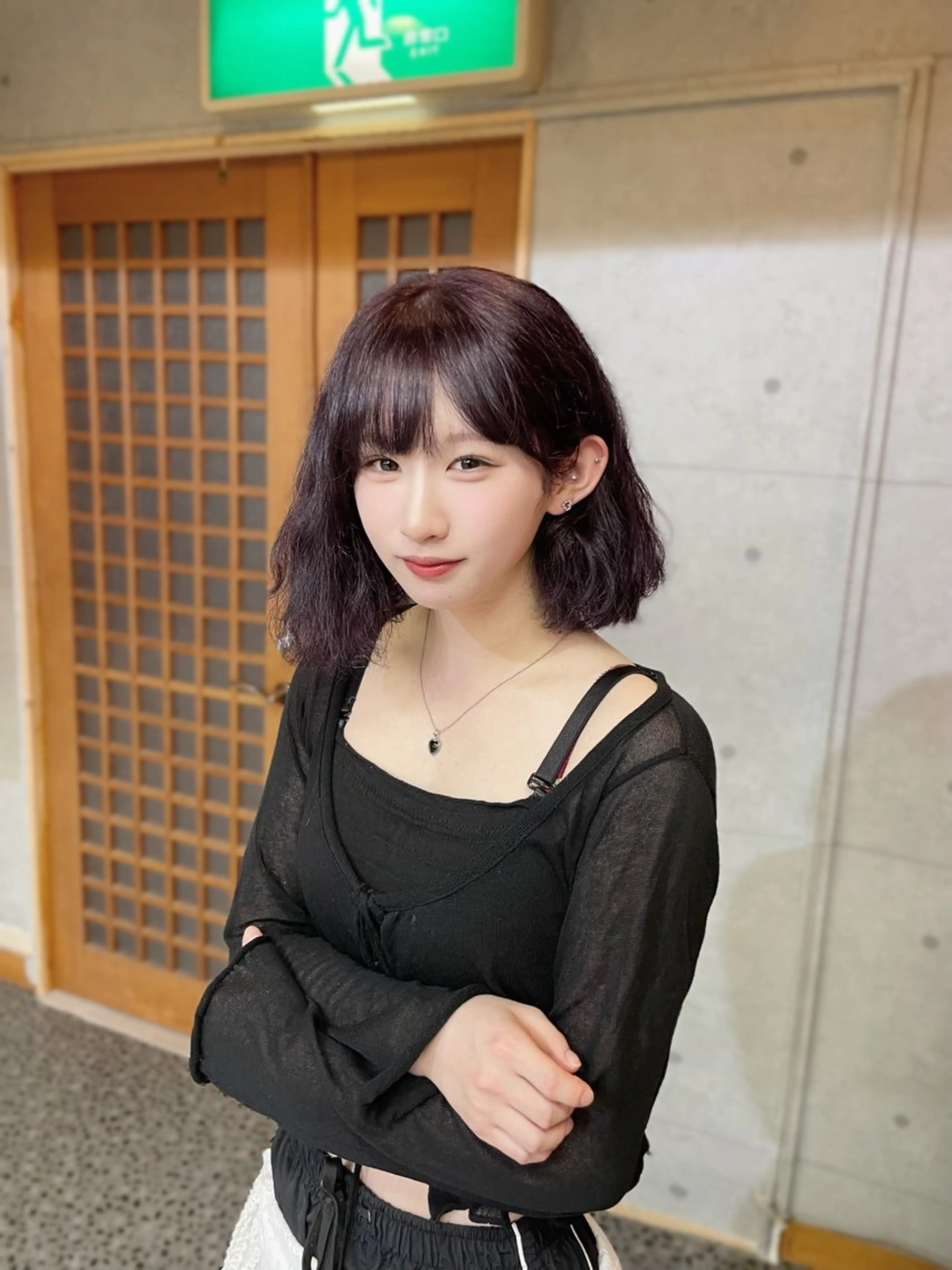 ミディアム ピンクブラウン ヘアカラー 渡邉 怜のヘアスタイル