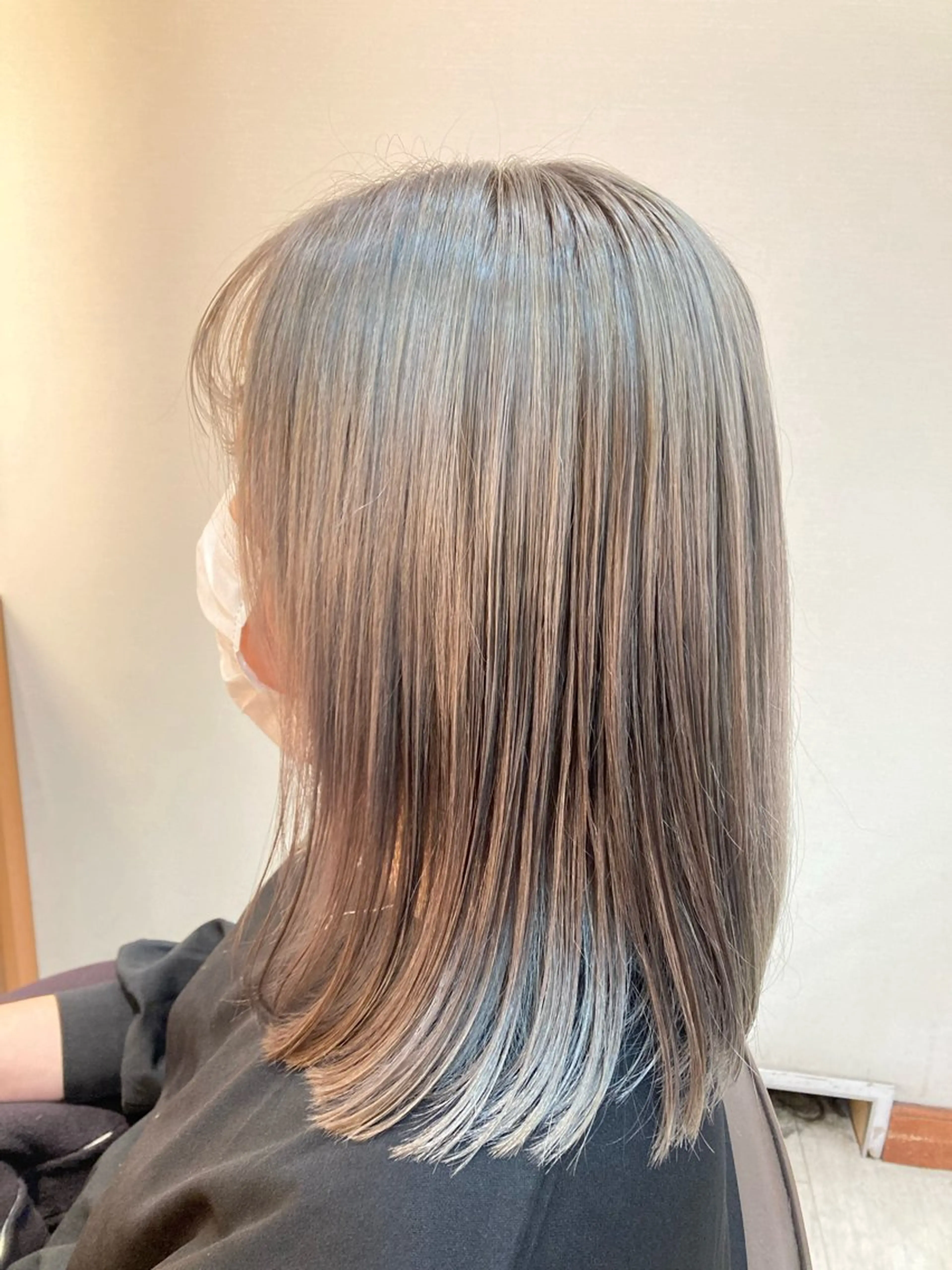 セミロング カラー ブリーチ 透明感カラー Kalon Tokyo 高円寺店所属・JINNO 【高円寺】のヘアスタイル