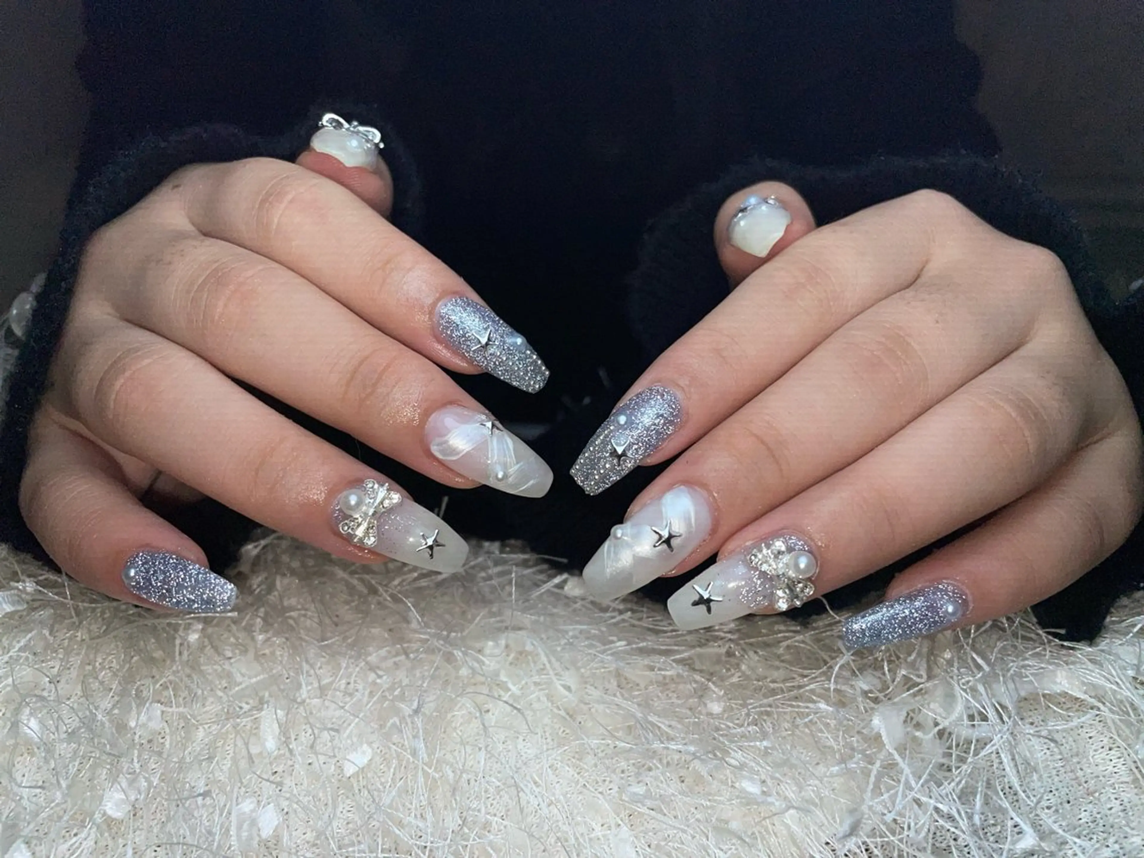 ネイル チークネイル フットネイル フレンチネイル ジェルネイル ガラスフレンチ ハンドネイル Enny nail salonのネイルデザイン