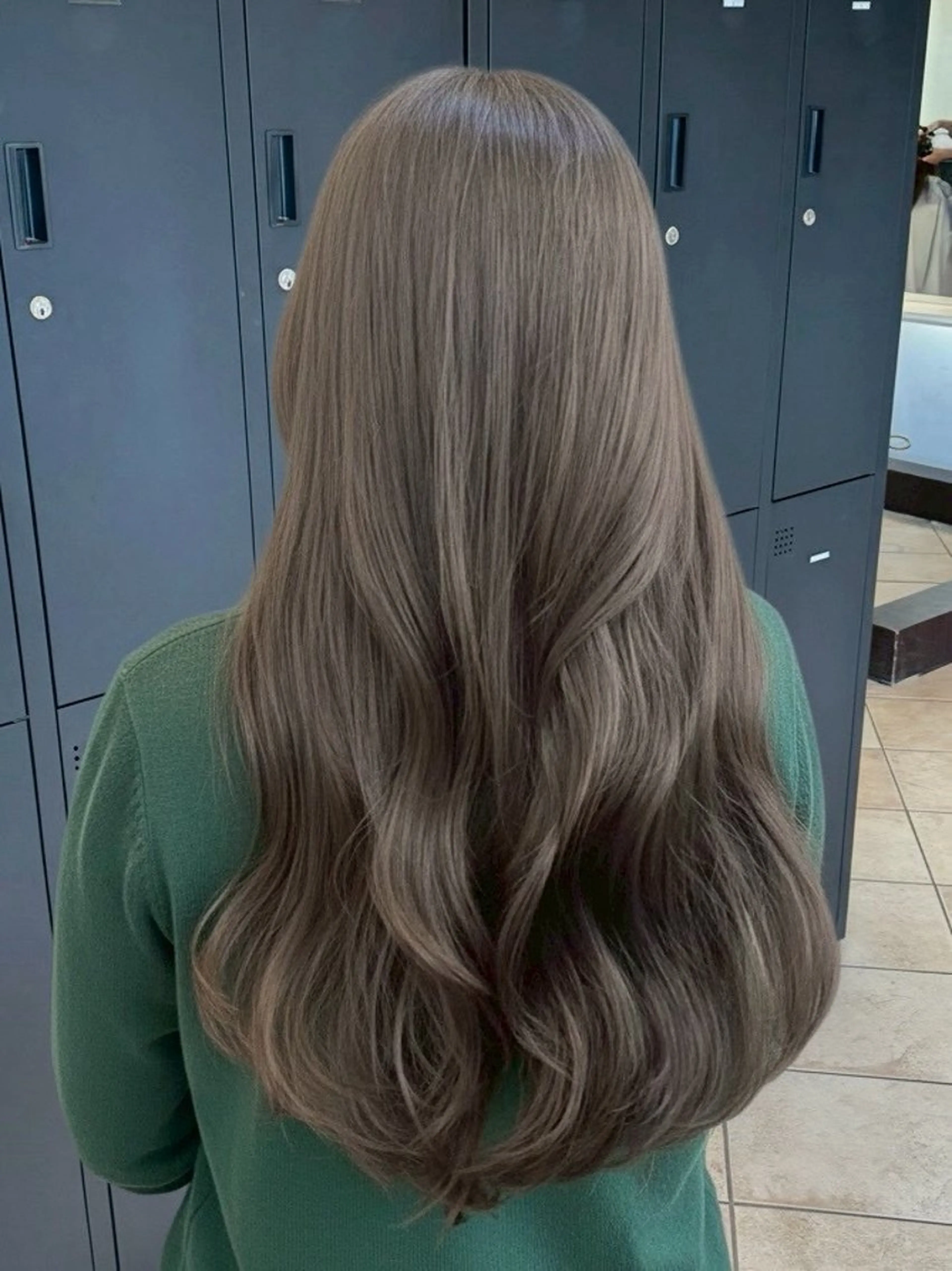 ロング 𝗠𝗜𝗞𝗨︎ ︎✦︎.ワンカラーのヘアスタイル