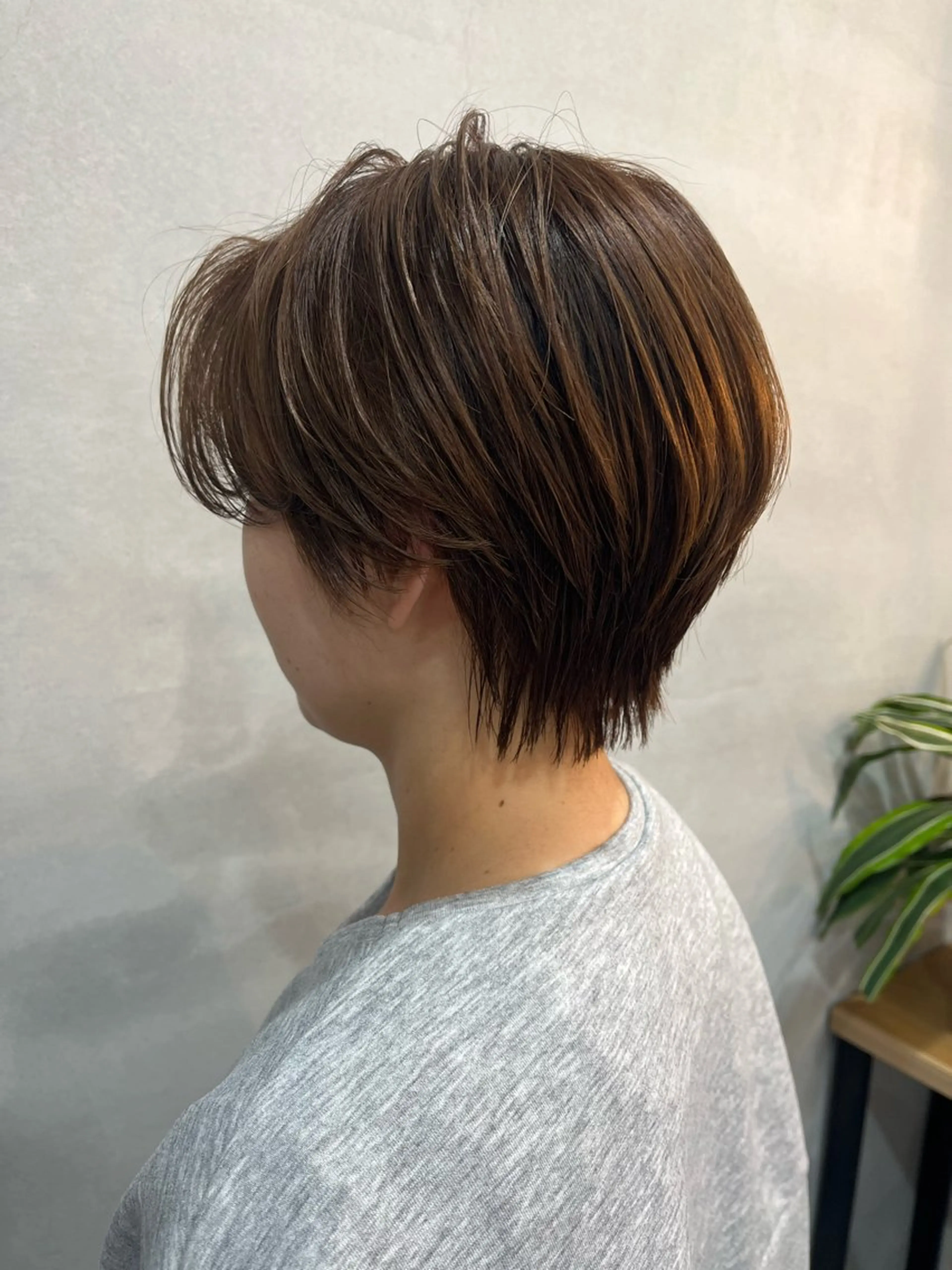 ショート カラー ルプラボウ 尾関　唯那のヘアスタイル