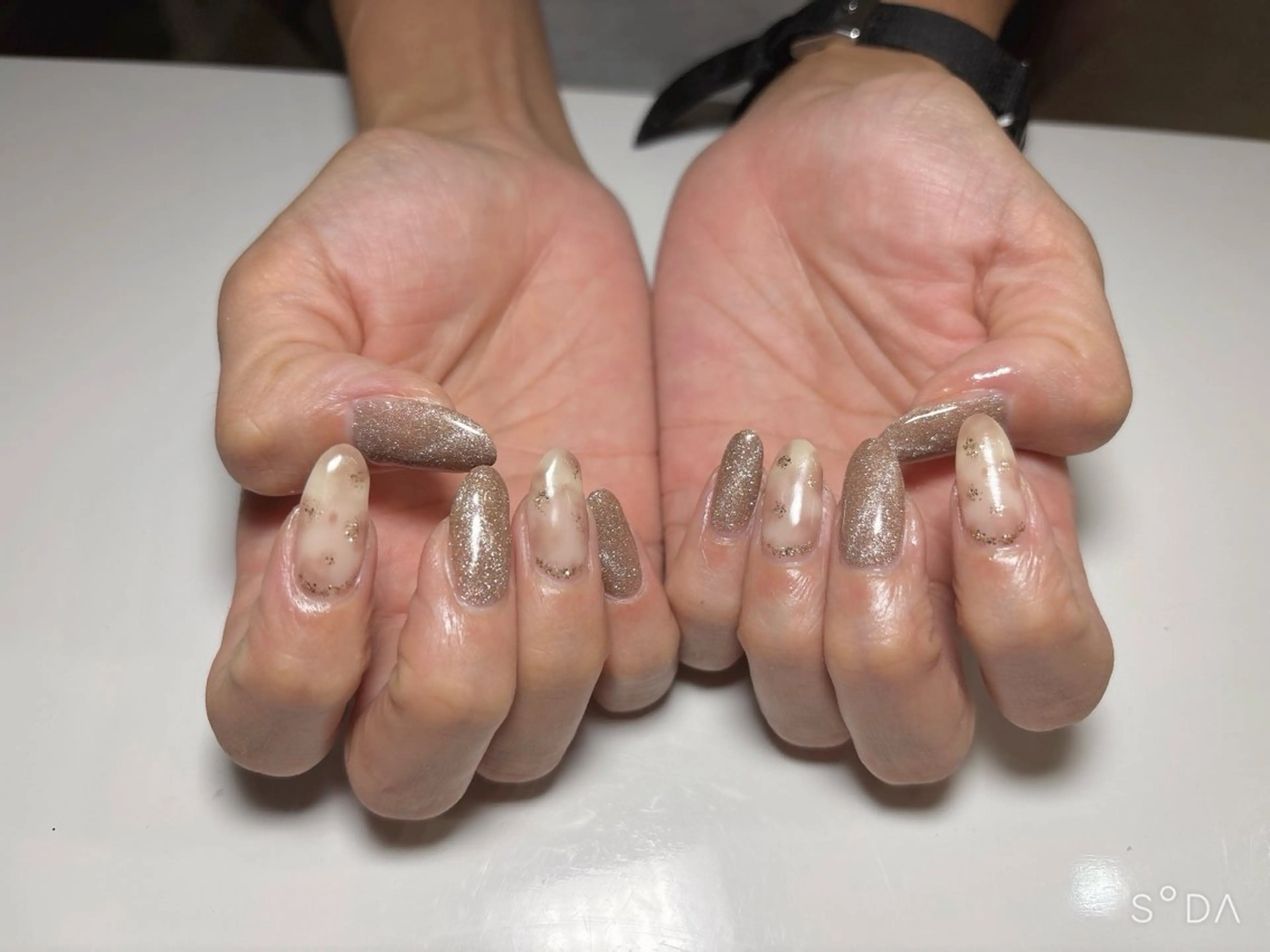 ネイル ハンドネイル Ree所属・ネイル脱毛 Reeのネイルデザイン